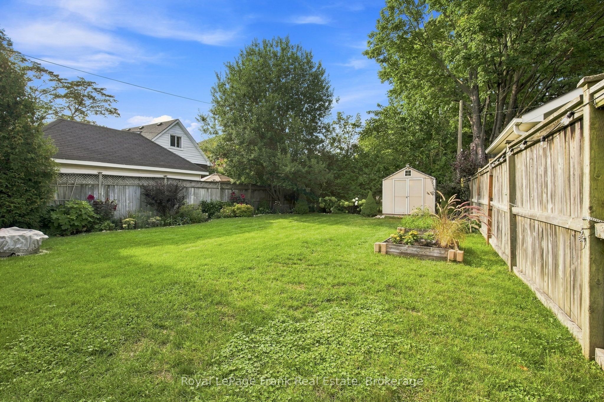 44 Mclaughlin Boulevard Property Photo 32