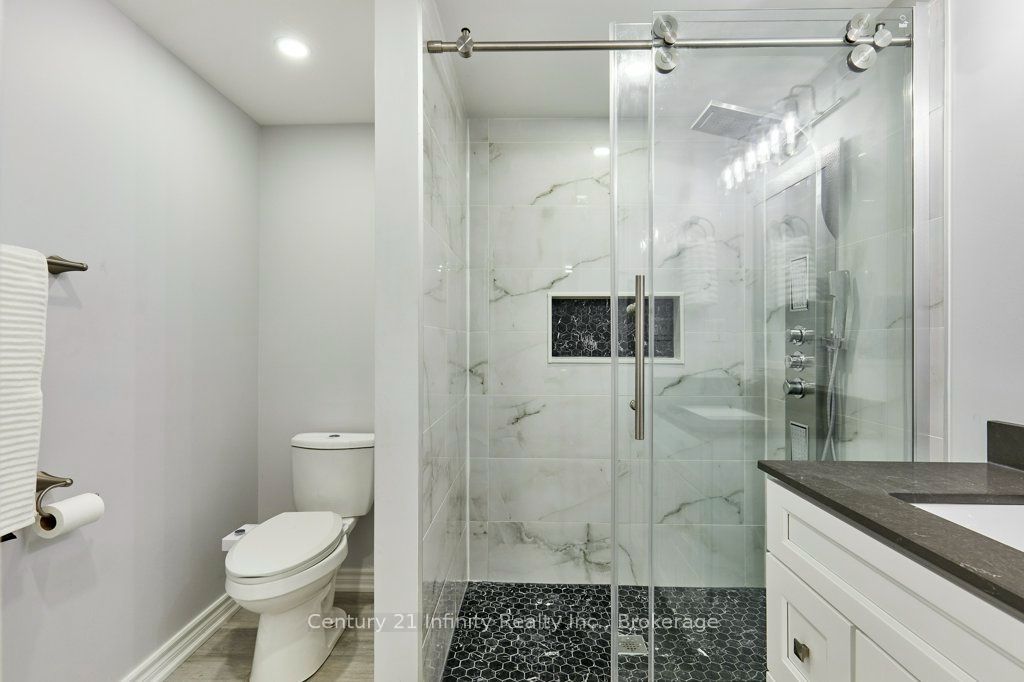 8 Murkar Crescent Property Photo 38
