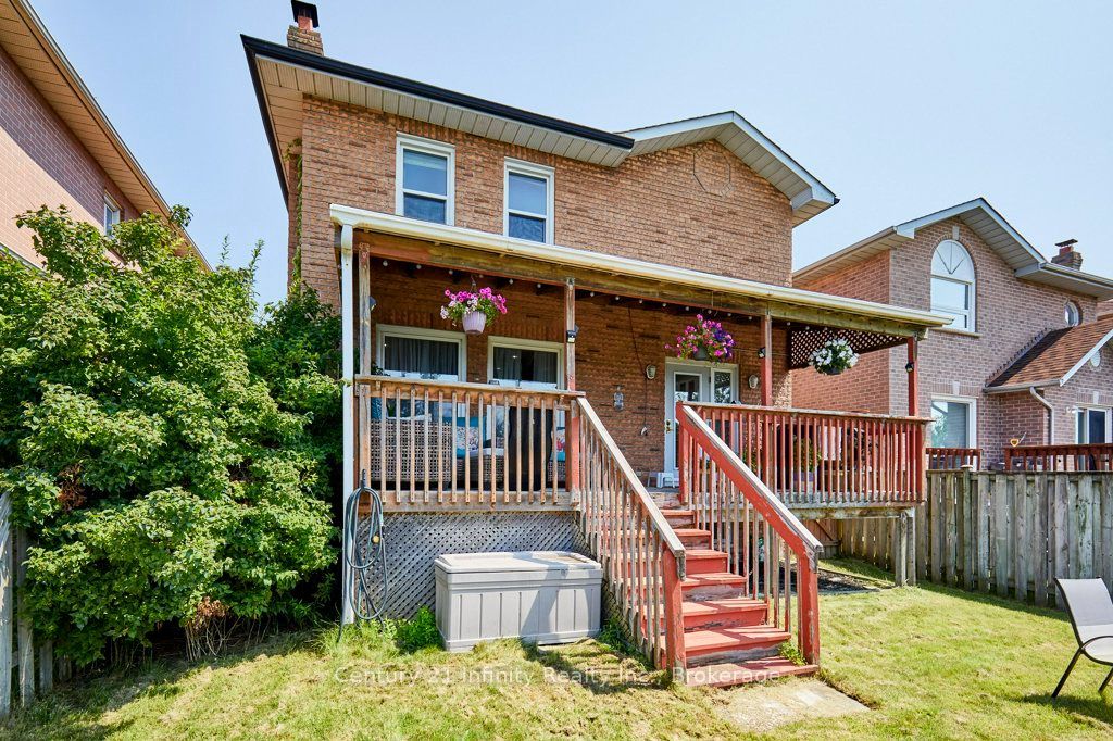 8 Murkar Crescent Property Photo 41