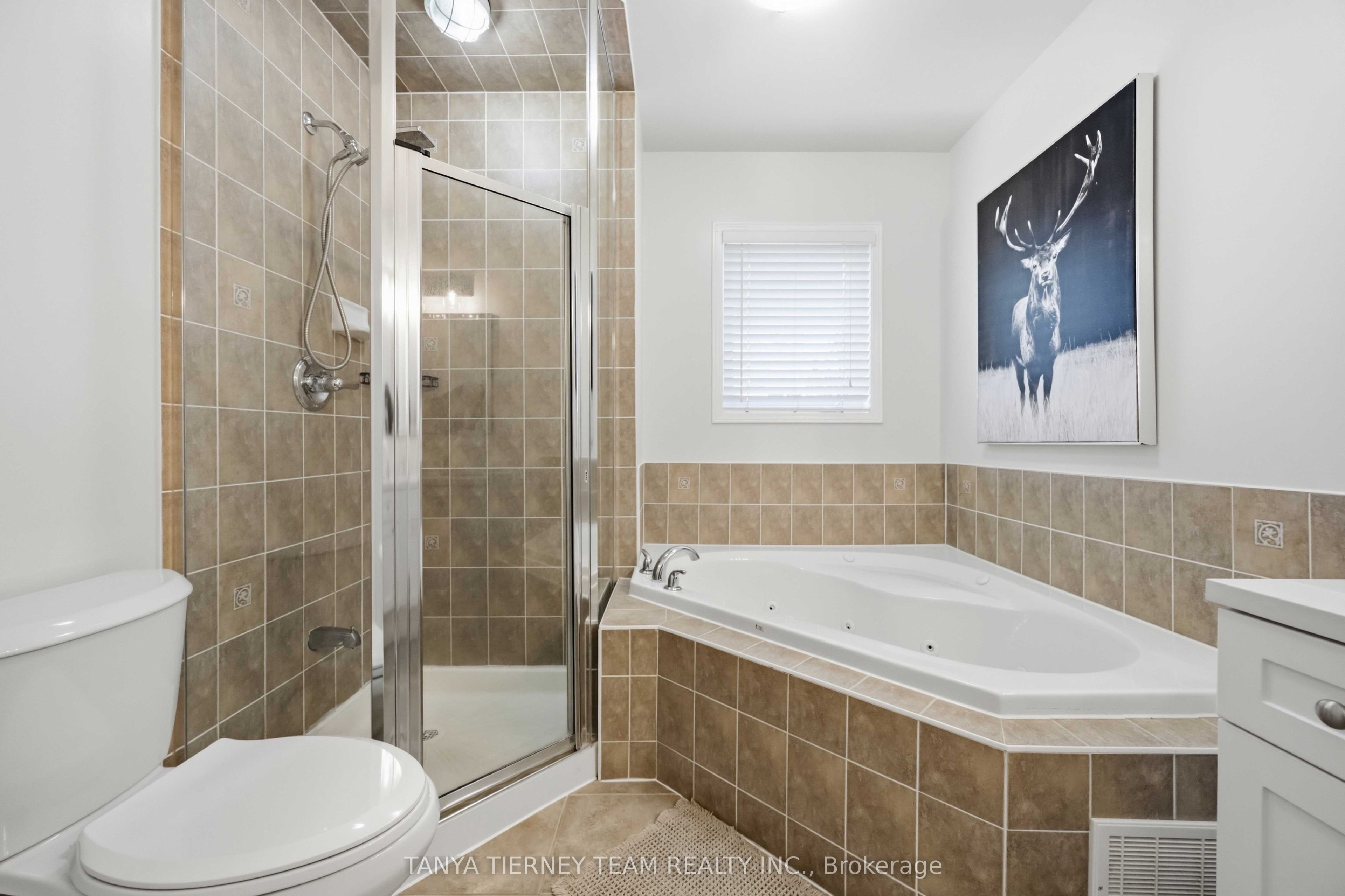 828 Taggart Crescent Property Photo 33