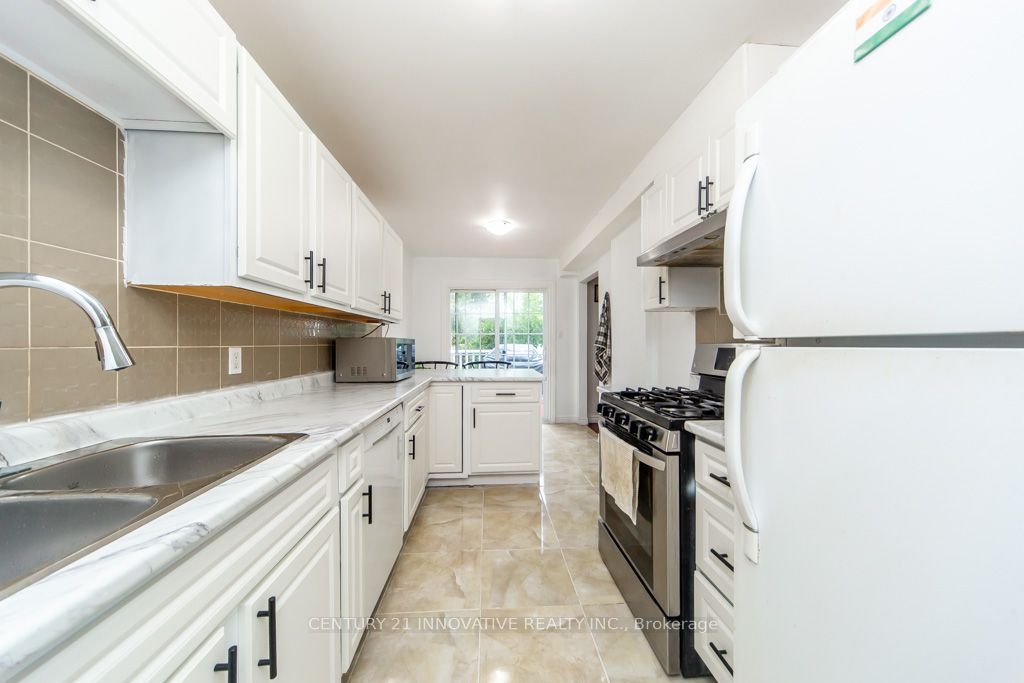 48 Dunthorne Court Property Photo 13
