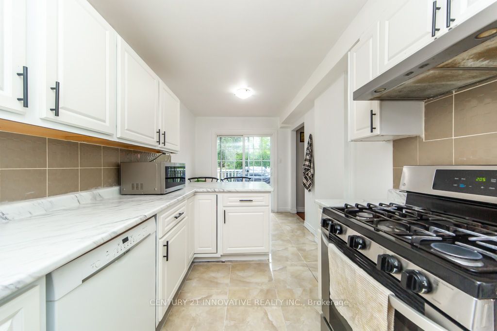48 Dunthorne Court Property Photo 14