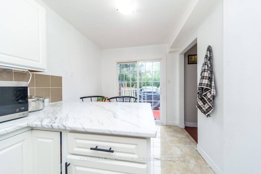 48 Dunthorne Court Property Photo 15