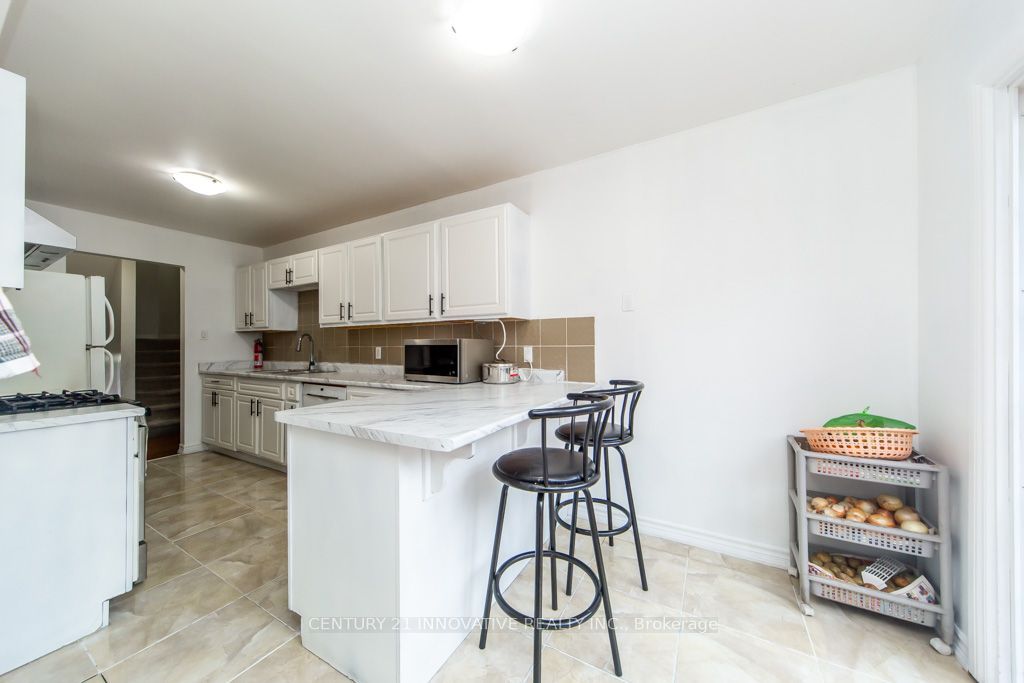 48 Dunthorne Court Property Photo 16