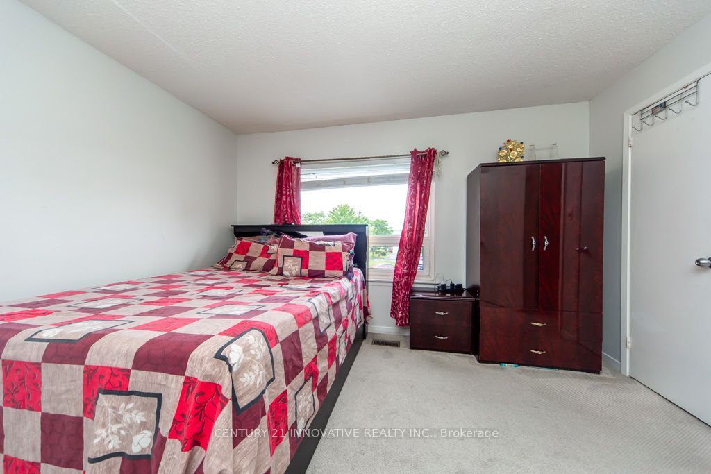 48 Dunthorne Court Property Photo 23
