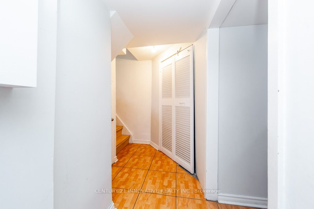 48 Dunthorne Court Property Photo 33
