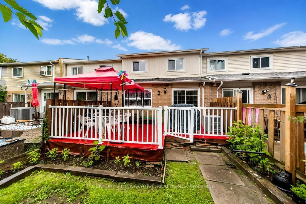 48 Dunthorne Court Property Photo 42
