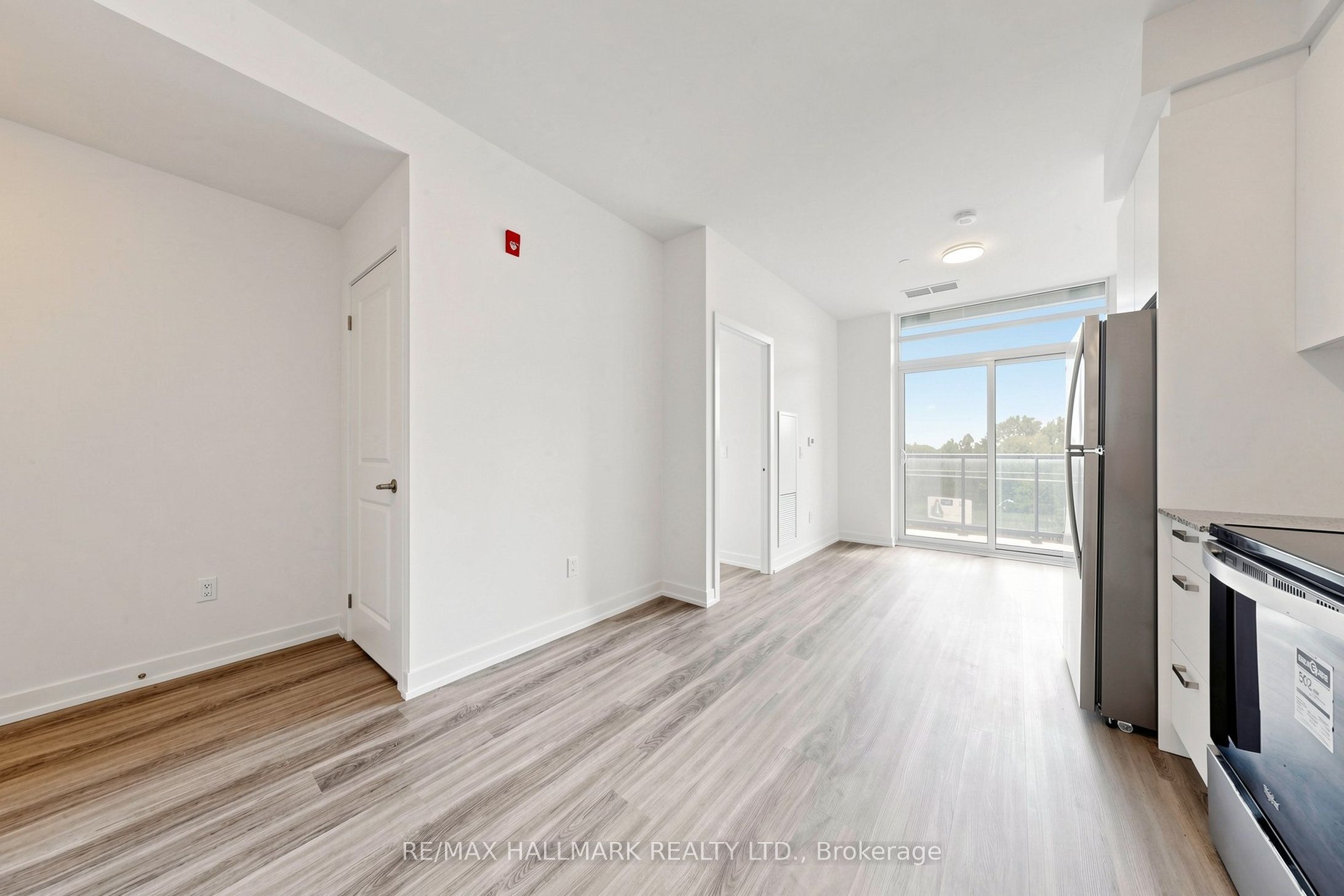 1010 Dundas Street E 517 Property Photo 14