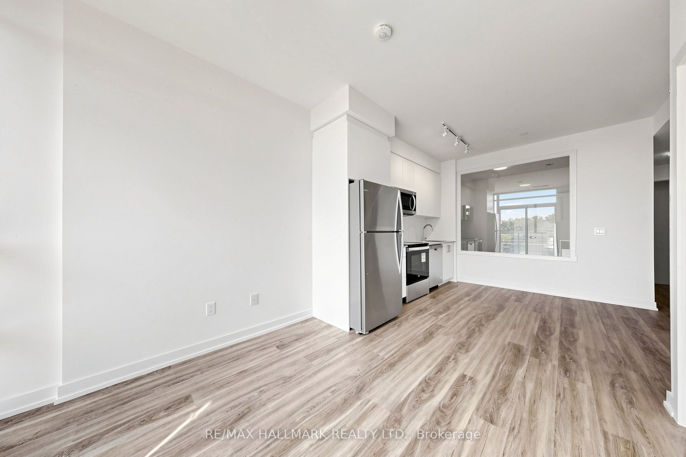 1010 Dundas Street E 517 Property Photo 16