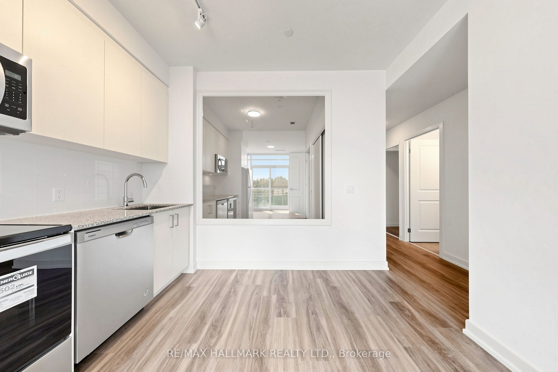 1010 Dundas Street E 517 Property Photo 18