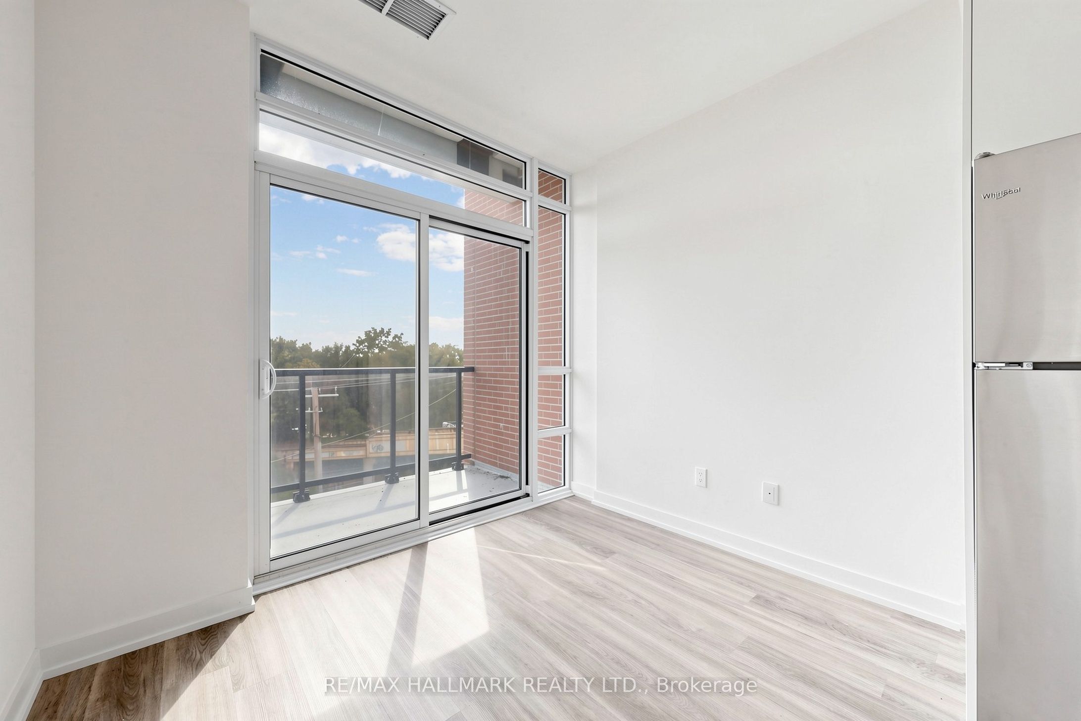 1010 Dundas Street E 517 Property Photo 20