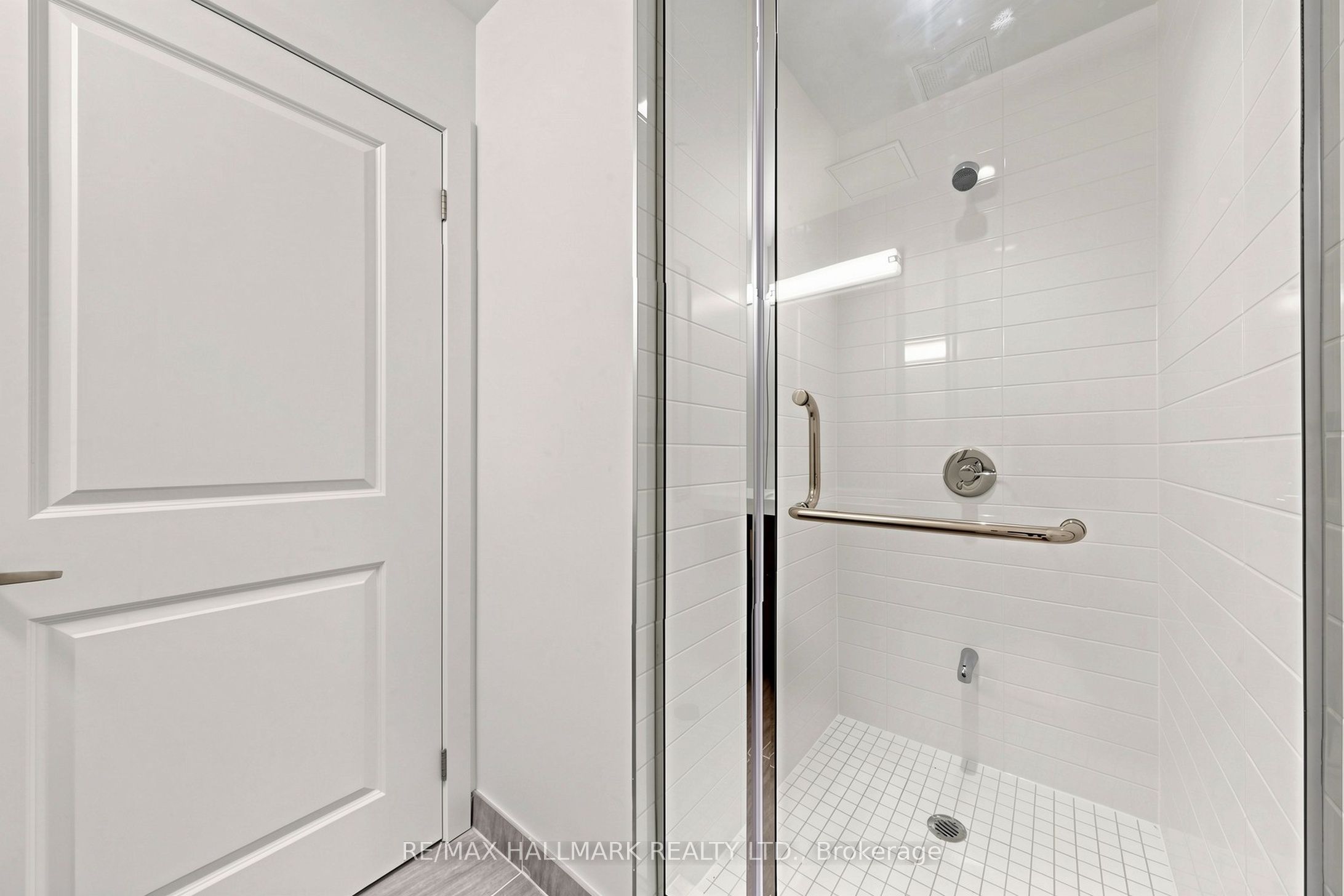 1010 Dundas Street E 517 Property Photo 24
