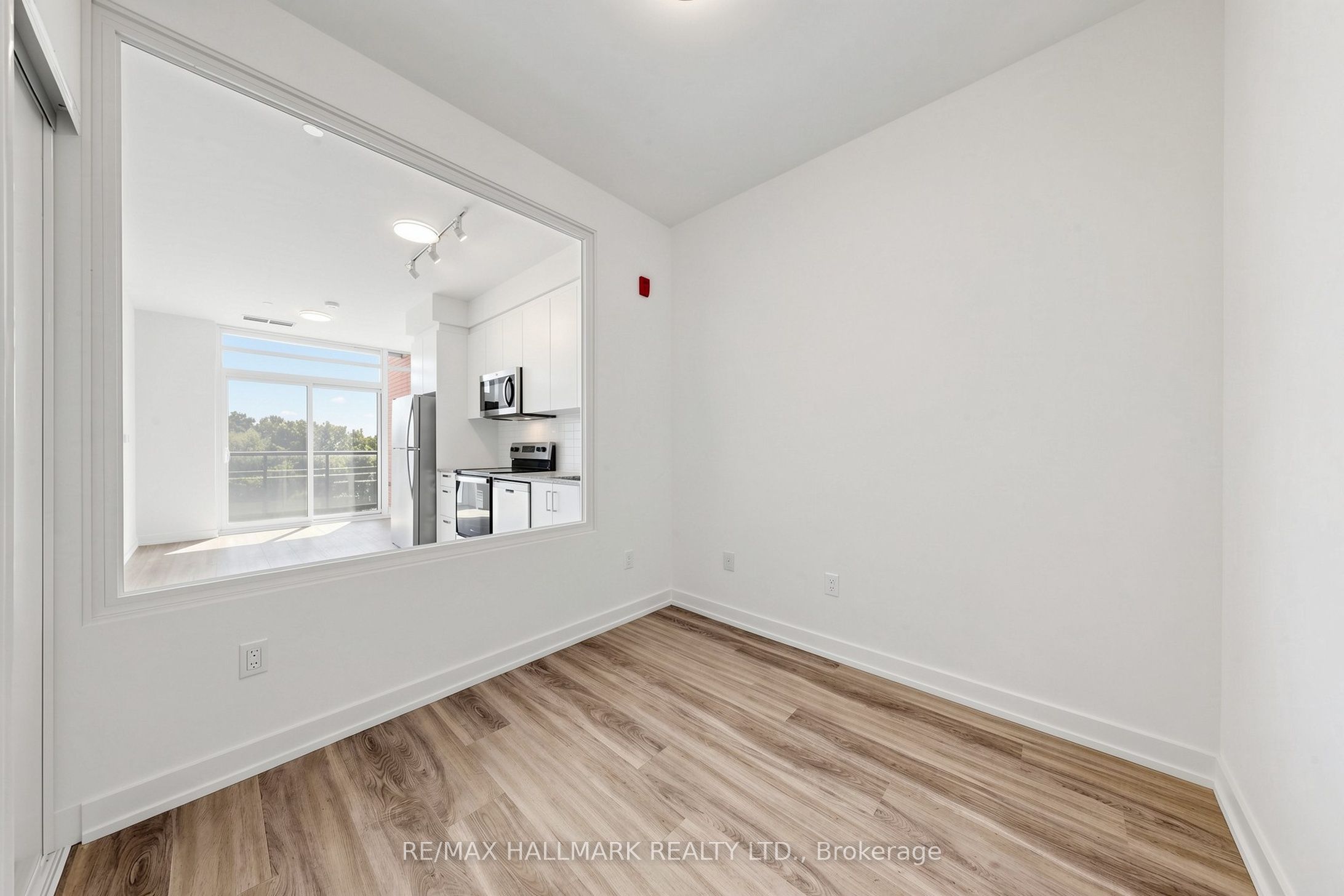 1010 Dundas Street E 517 Property Photo 30