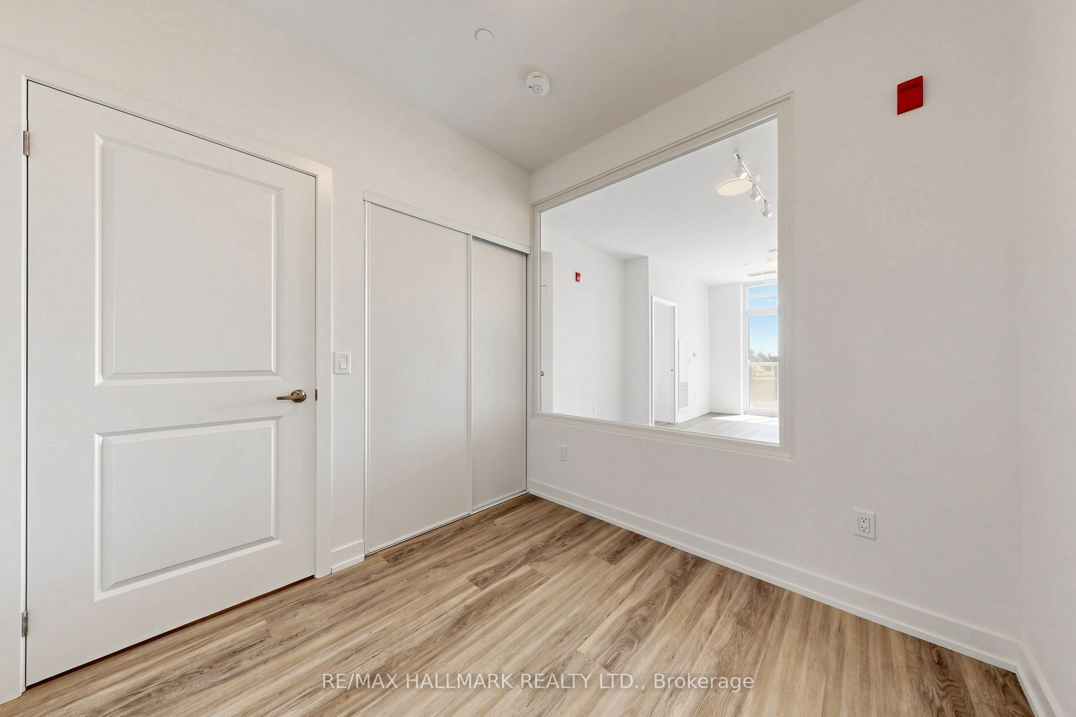 1010 Dundas Street E 517 Property Photo 32