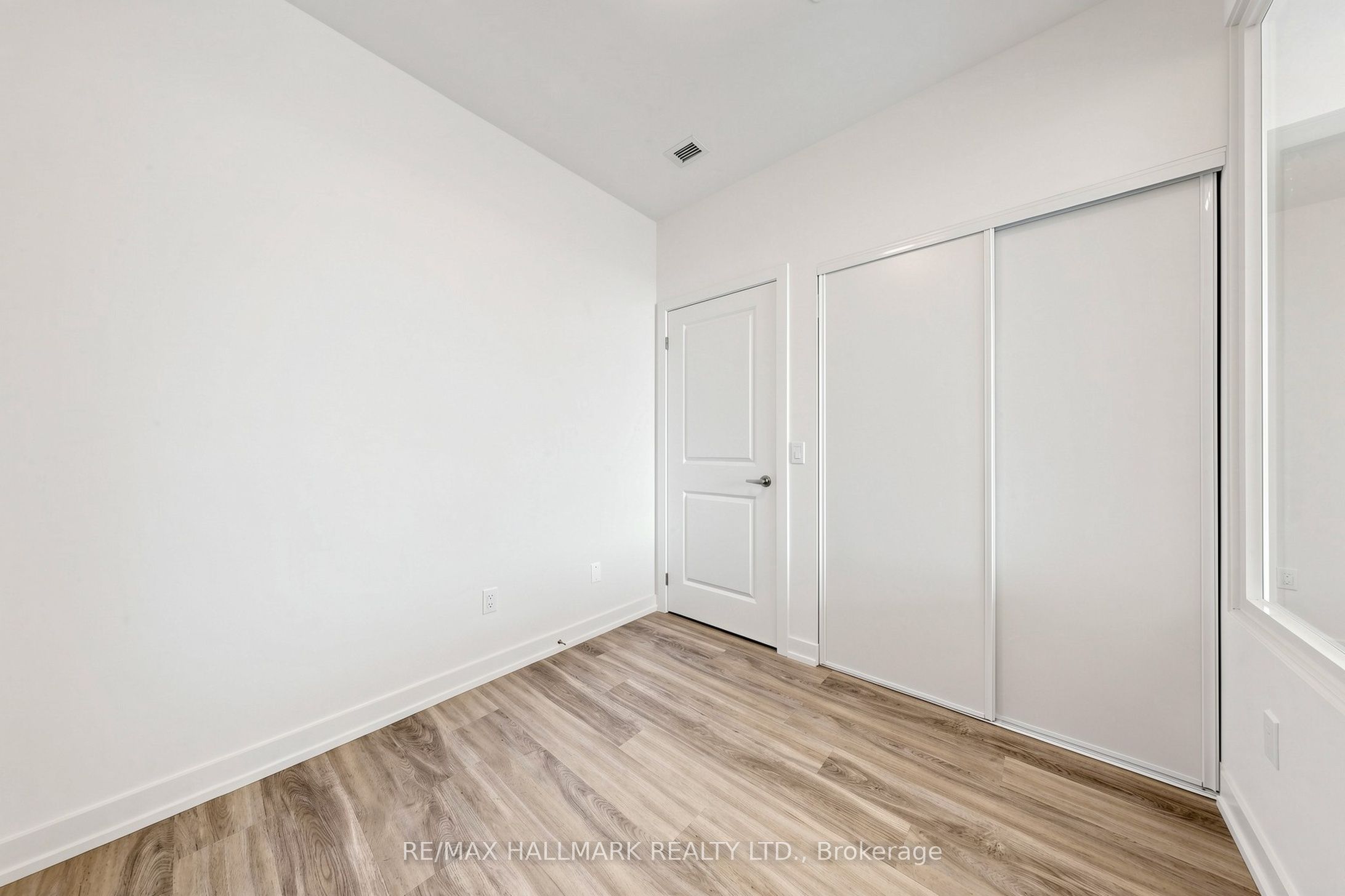 1010 Dundas Street E 517 Property Photo 33