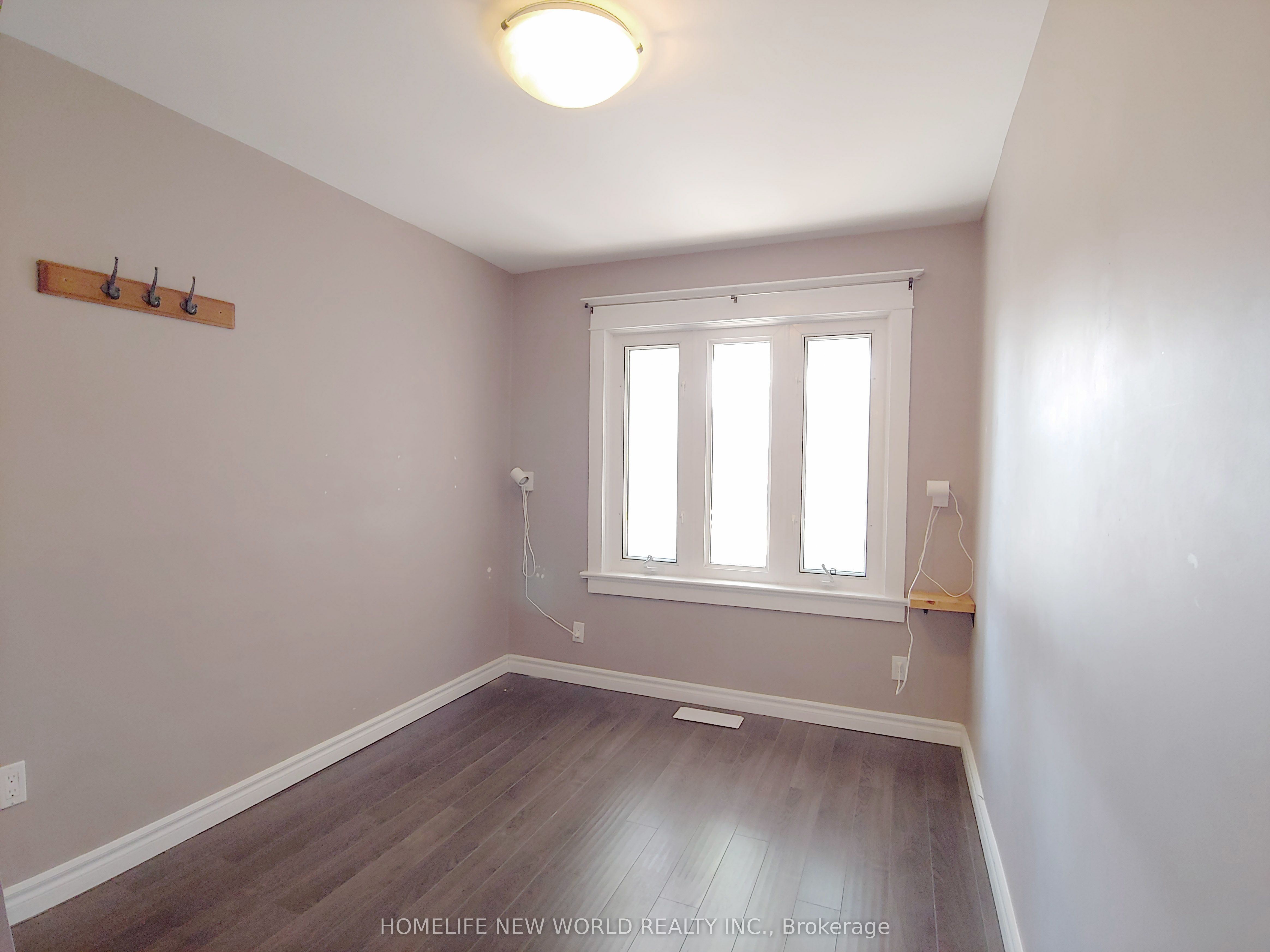 35 East Lynn Avenue Main Property Photo 4