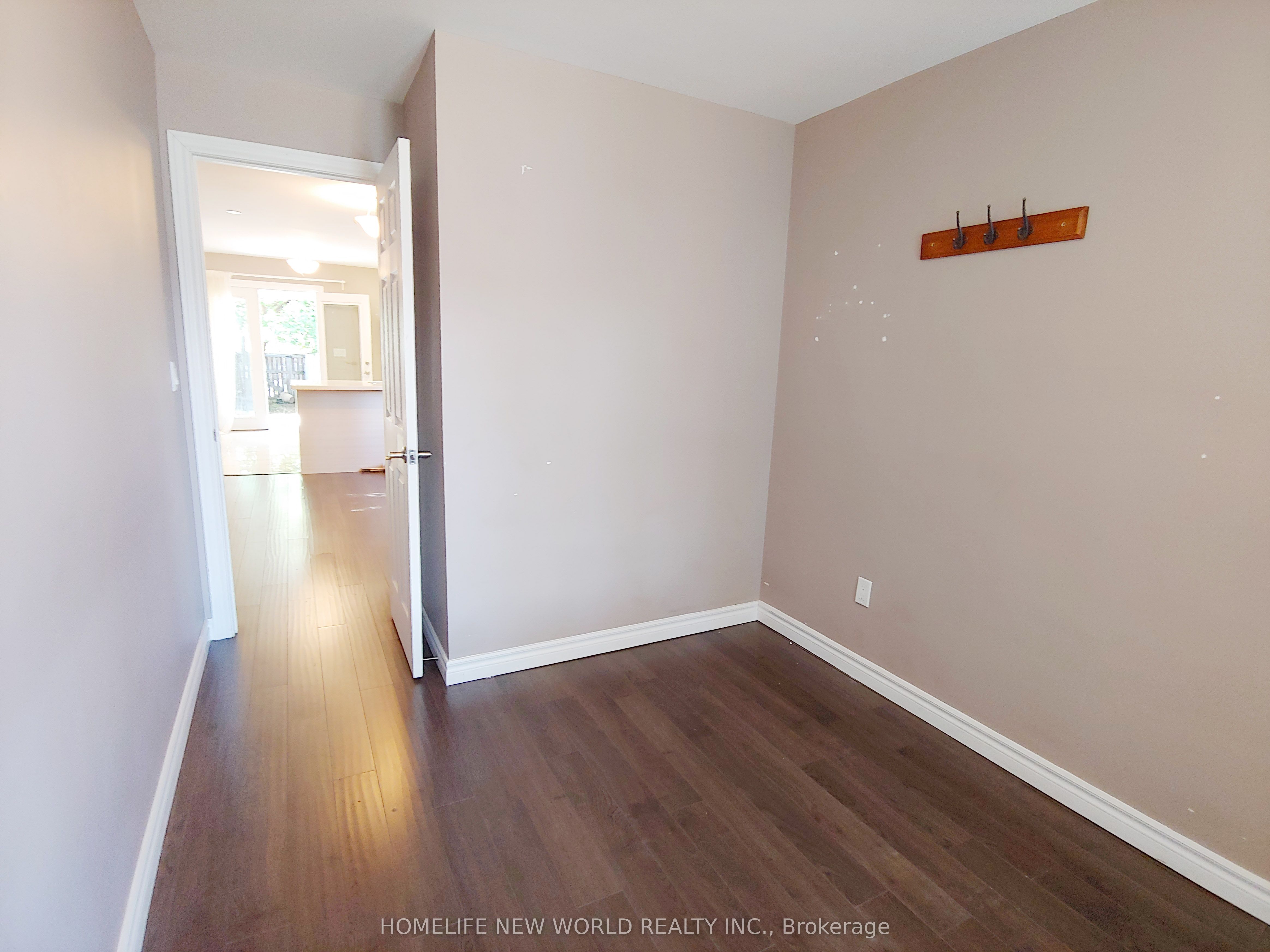 35 East Lynn Avenue Main Property Photo 5