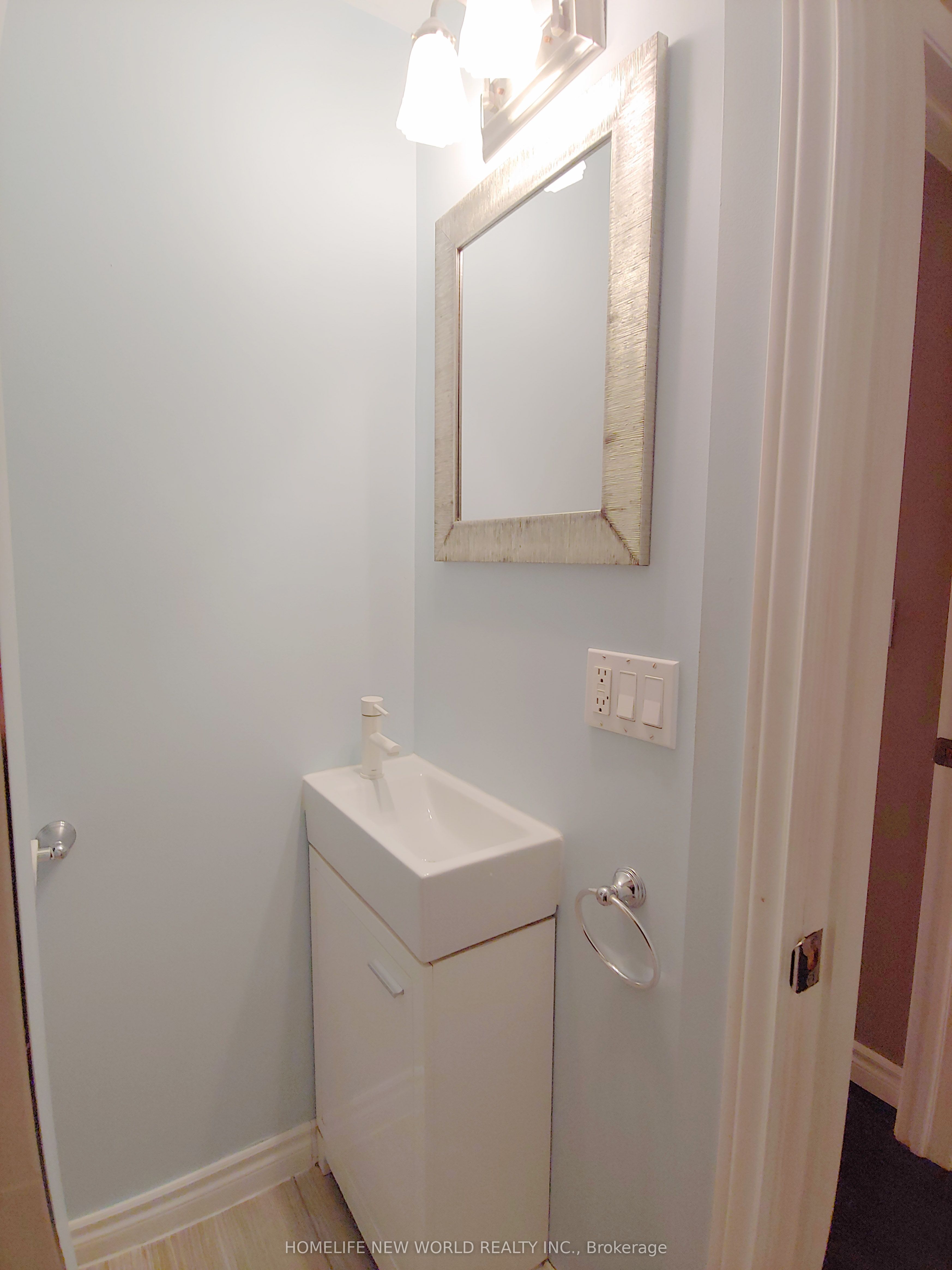 35 East Lynn Avenue Main Property Photo 11