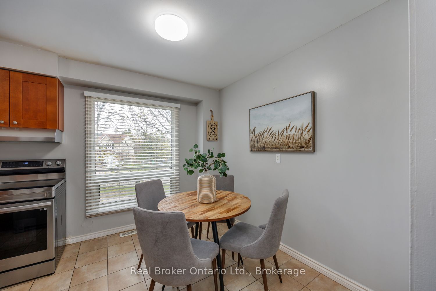 220 Ormond Drive 30 Property Photo 8