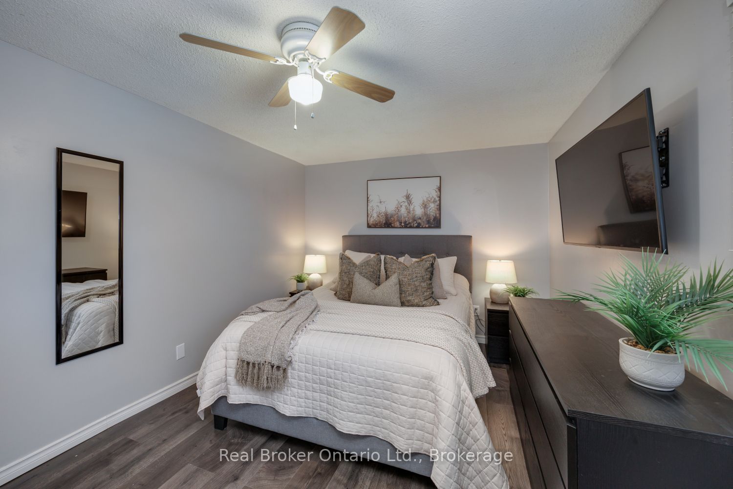 220 Ormond Drive 30 Property Photo 15