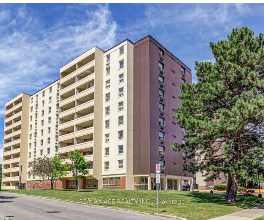 3420 Eglinton Avenue E 608