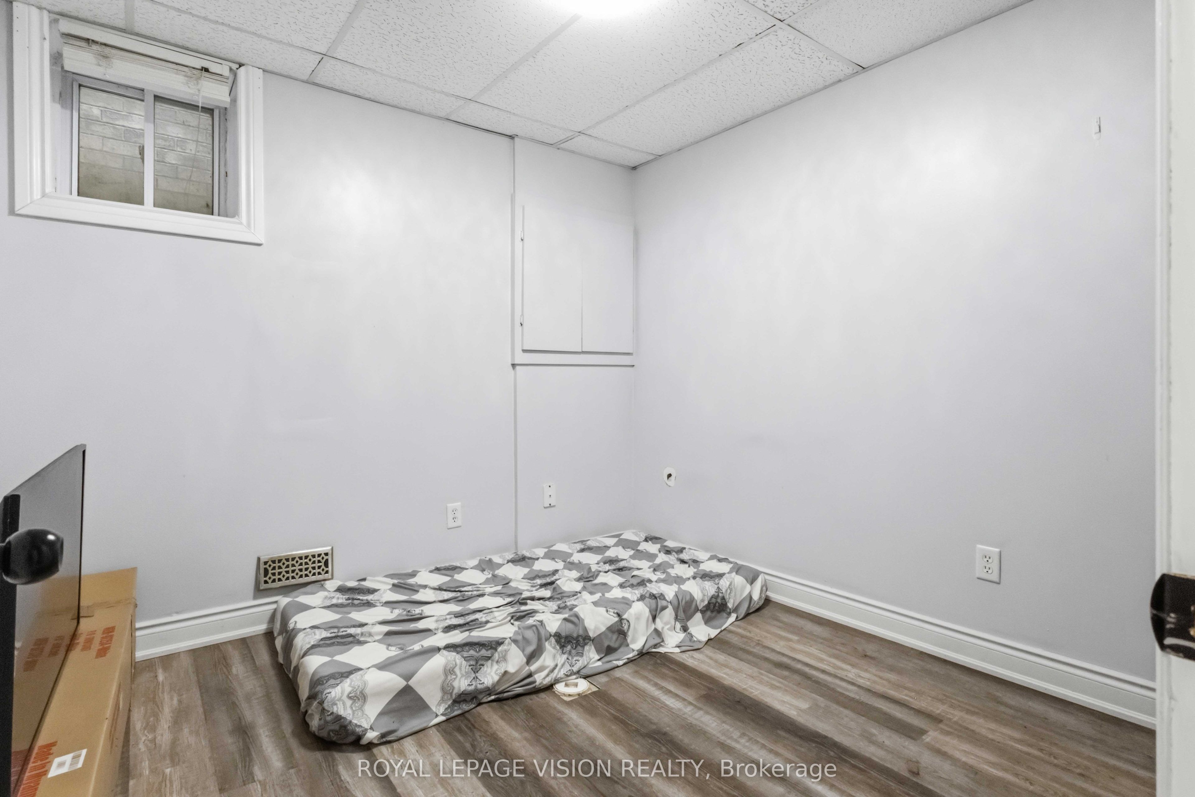 1815 Dalhousie Crescent Property Photo 21