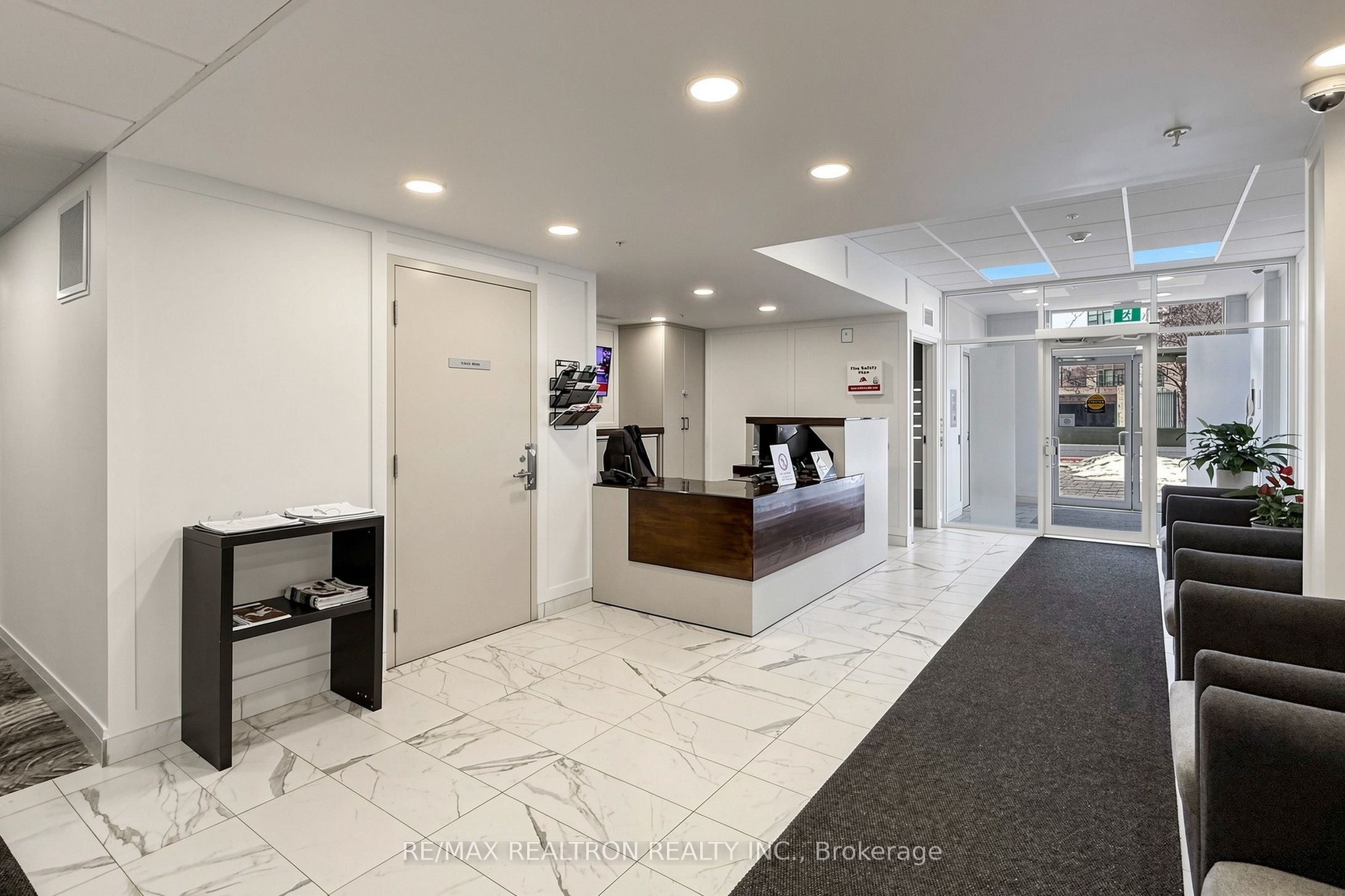 3655 Kingston Road 108 Property Photo 8