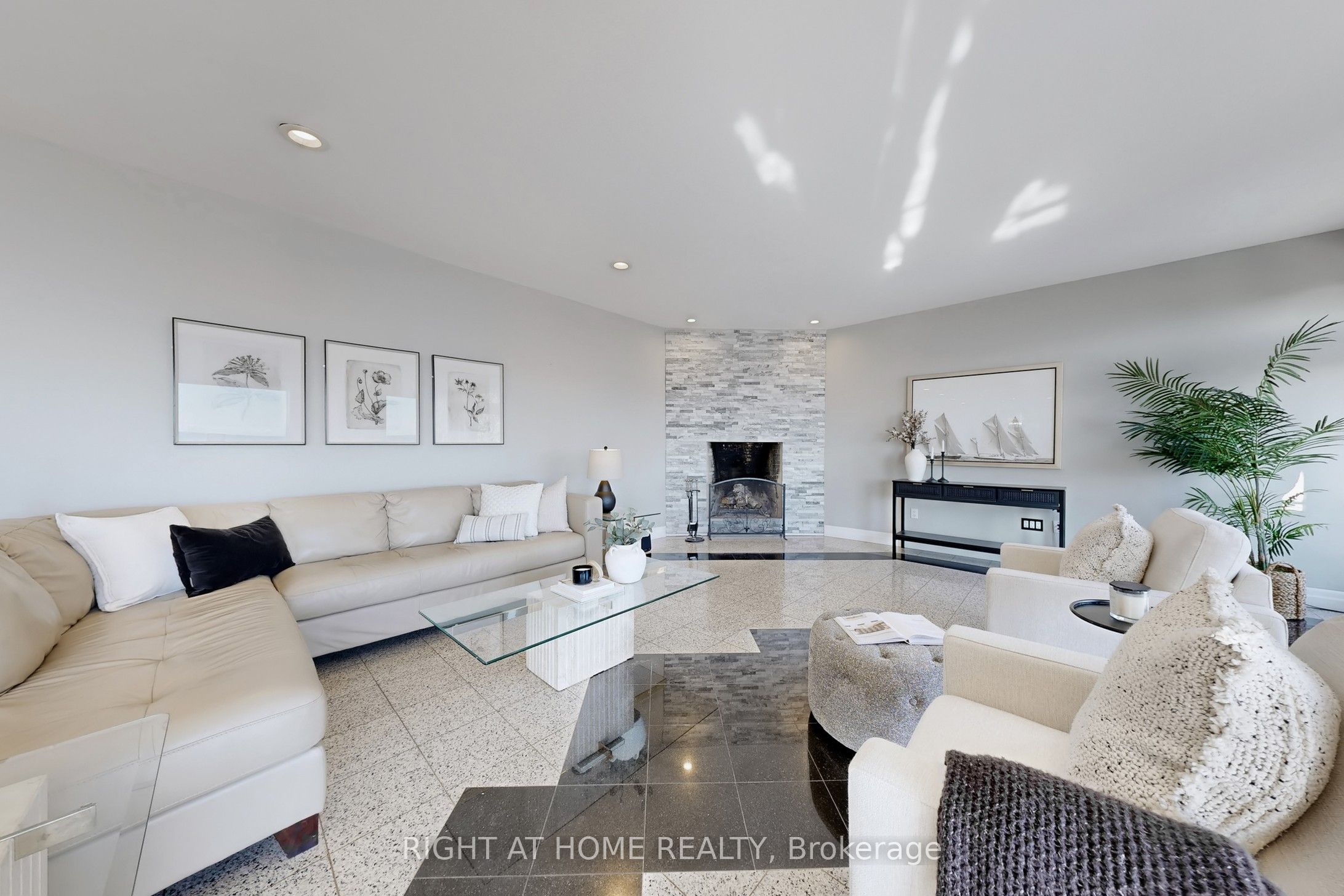 26 Ontoro Boulevard Property Photo 16