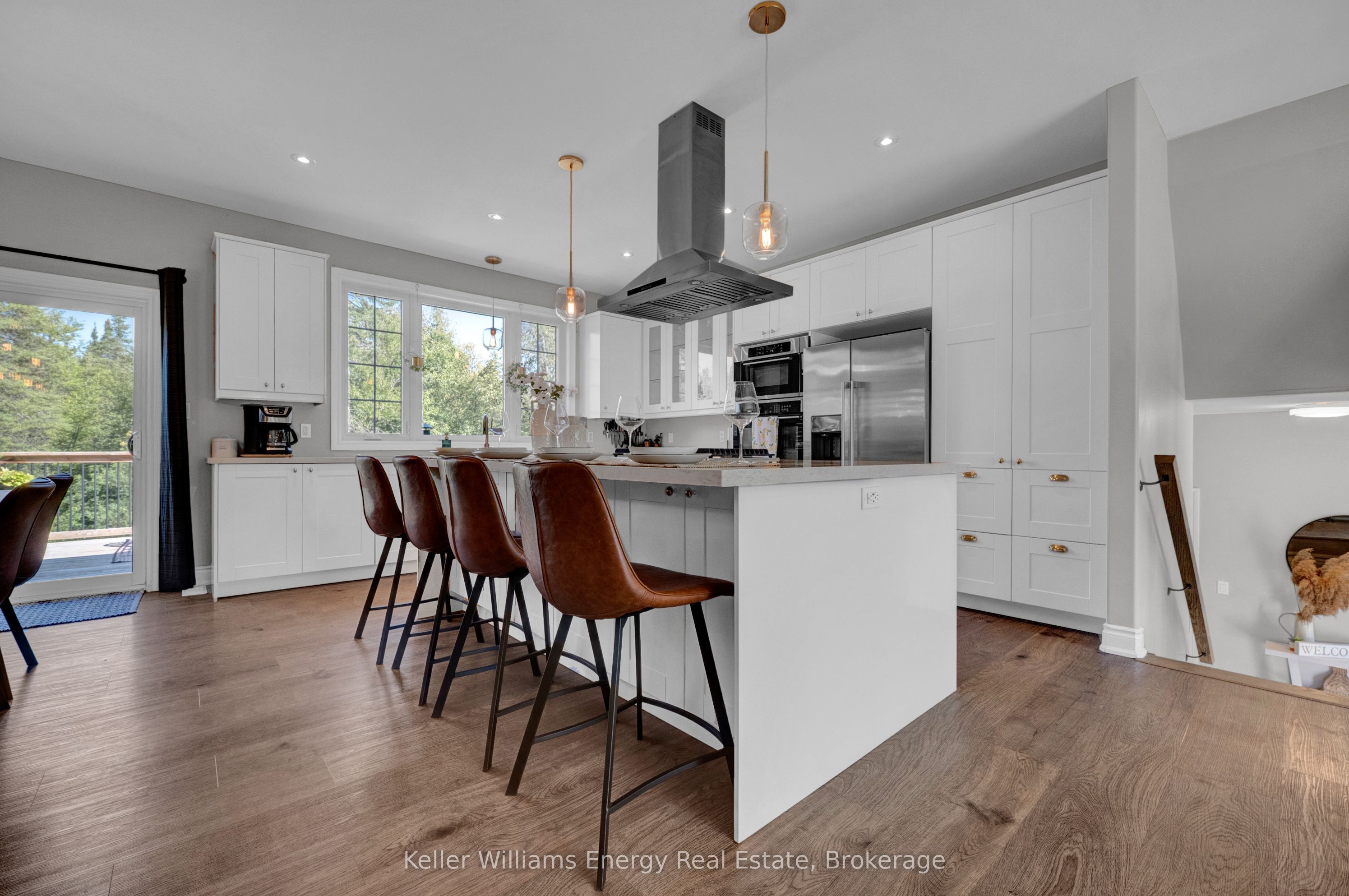 29 Waldweg Drive Property Photo 15