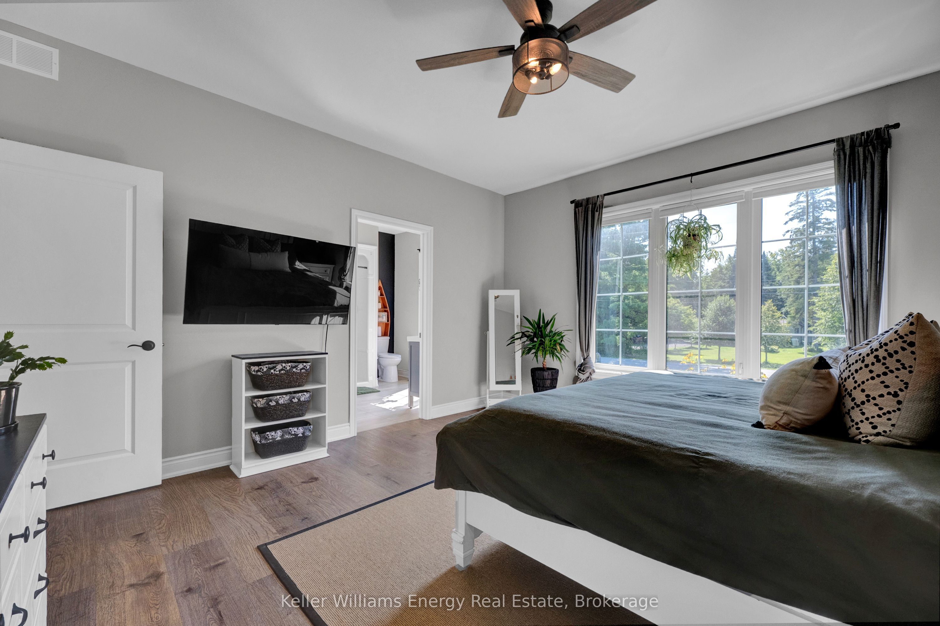 29 Waldweg Drive Property Photo 28