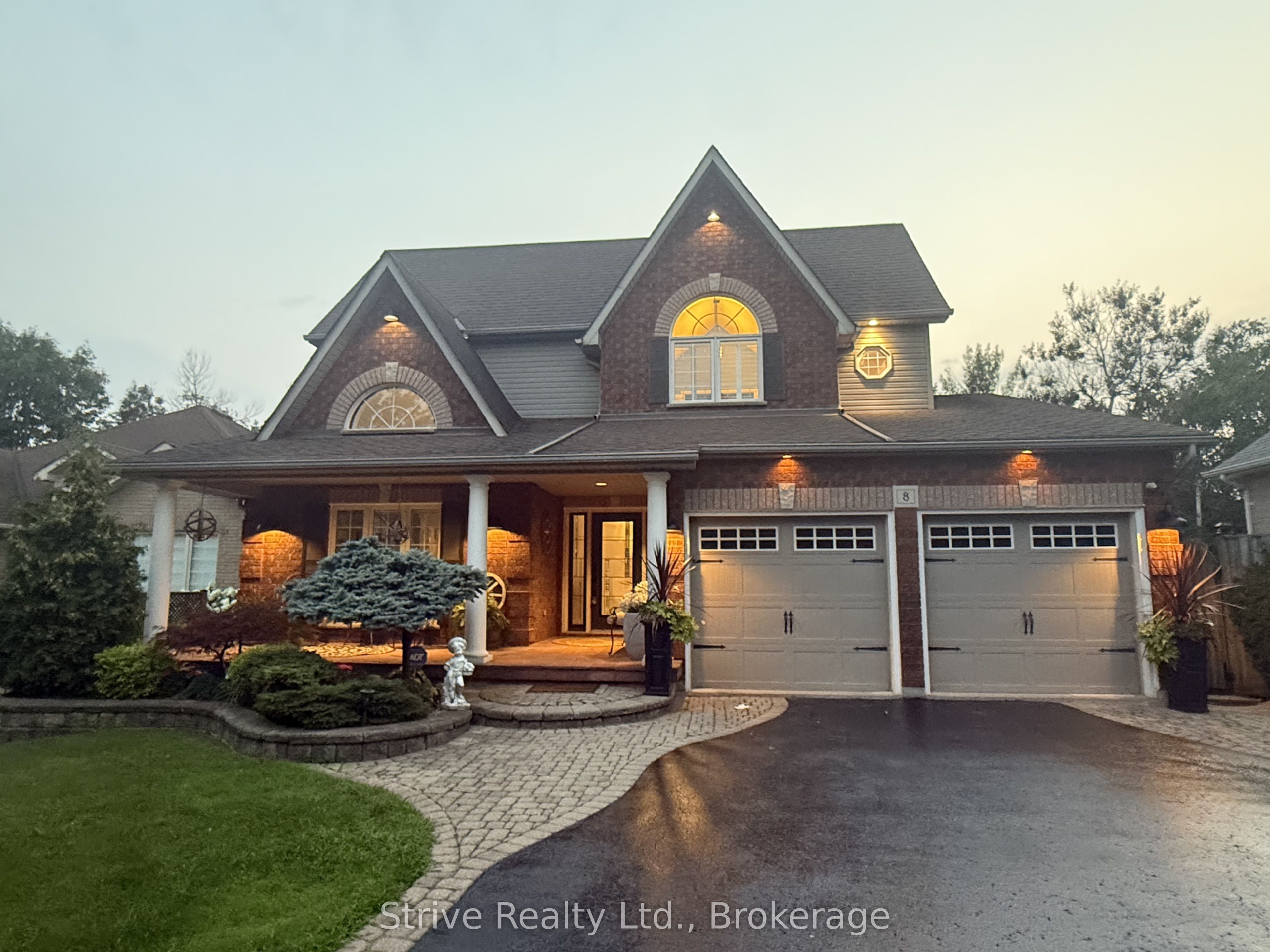 8 Rowland Court Property Photo 1