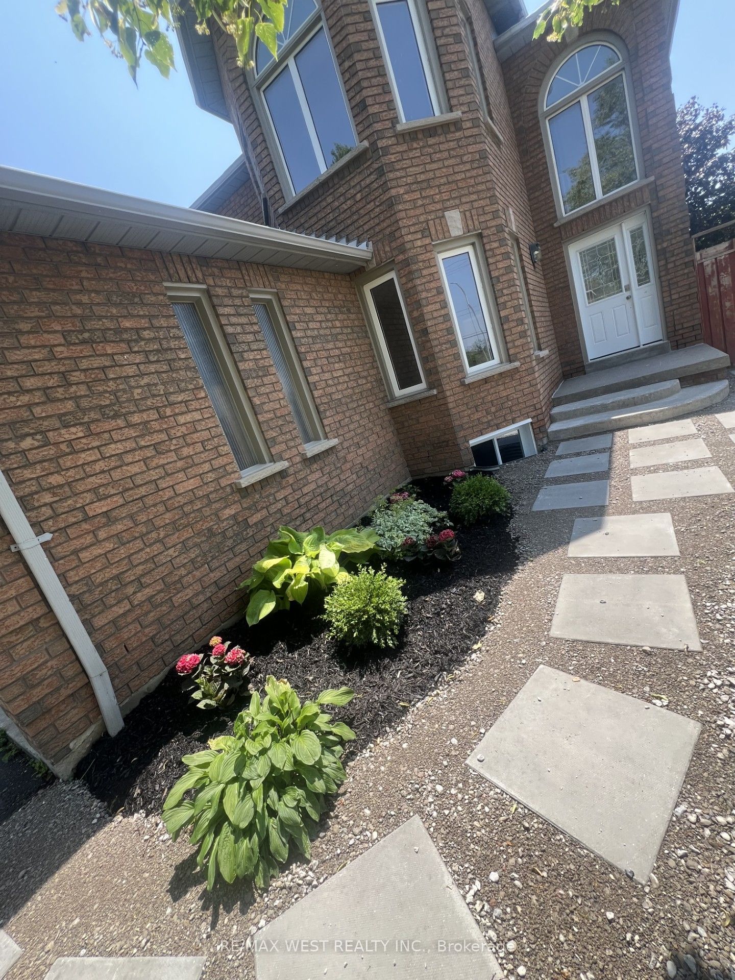 60 Furrow Drive Property Photo 2