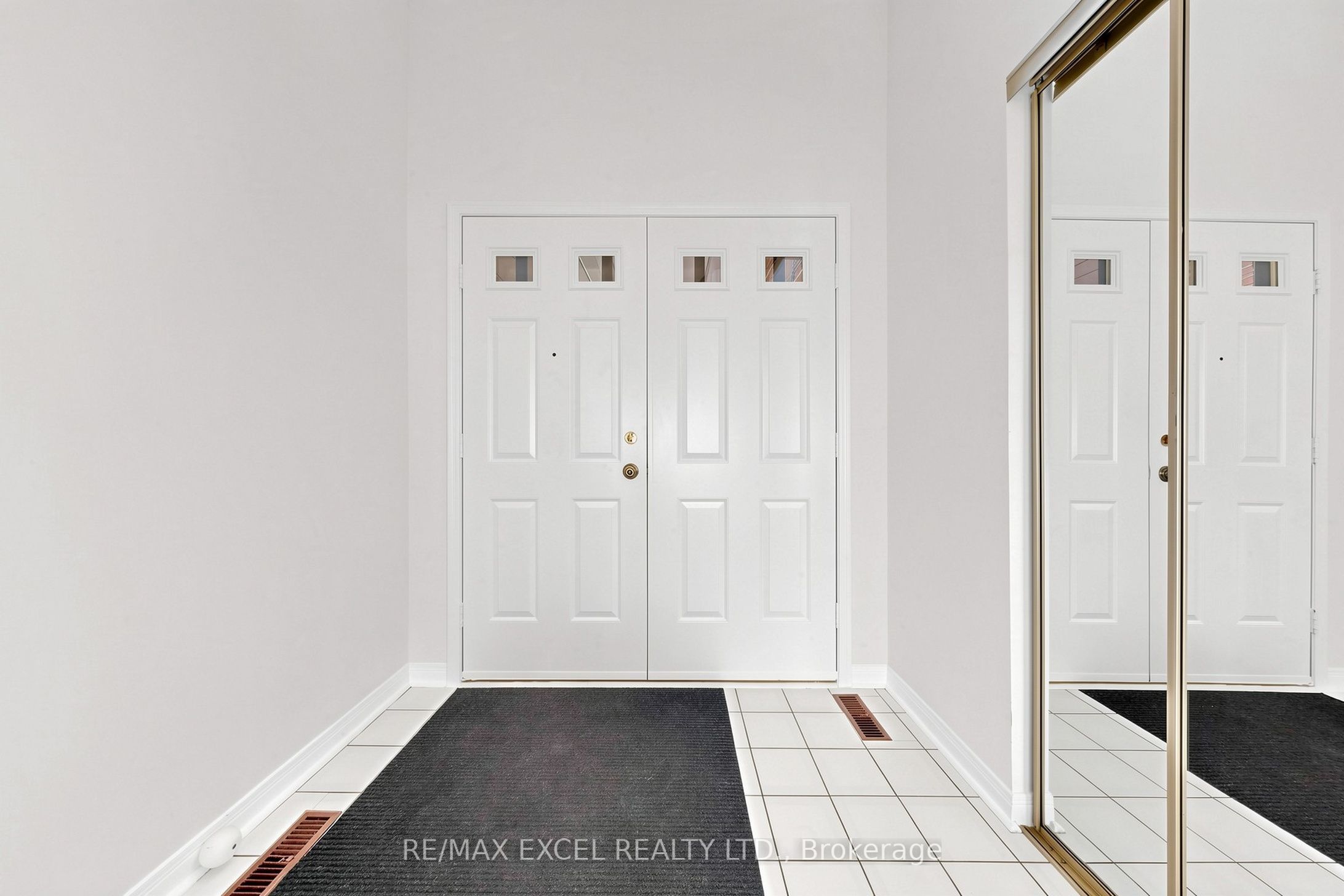 33 Wharton Square Property Photo 5