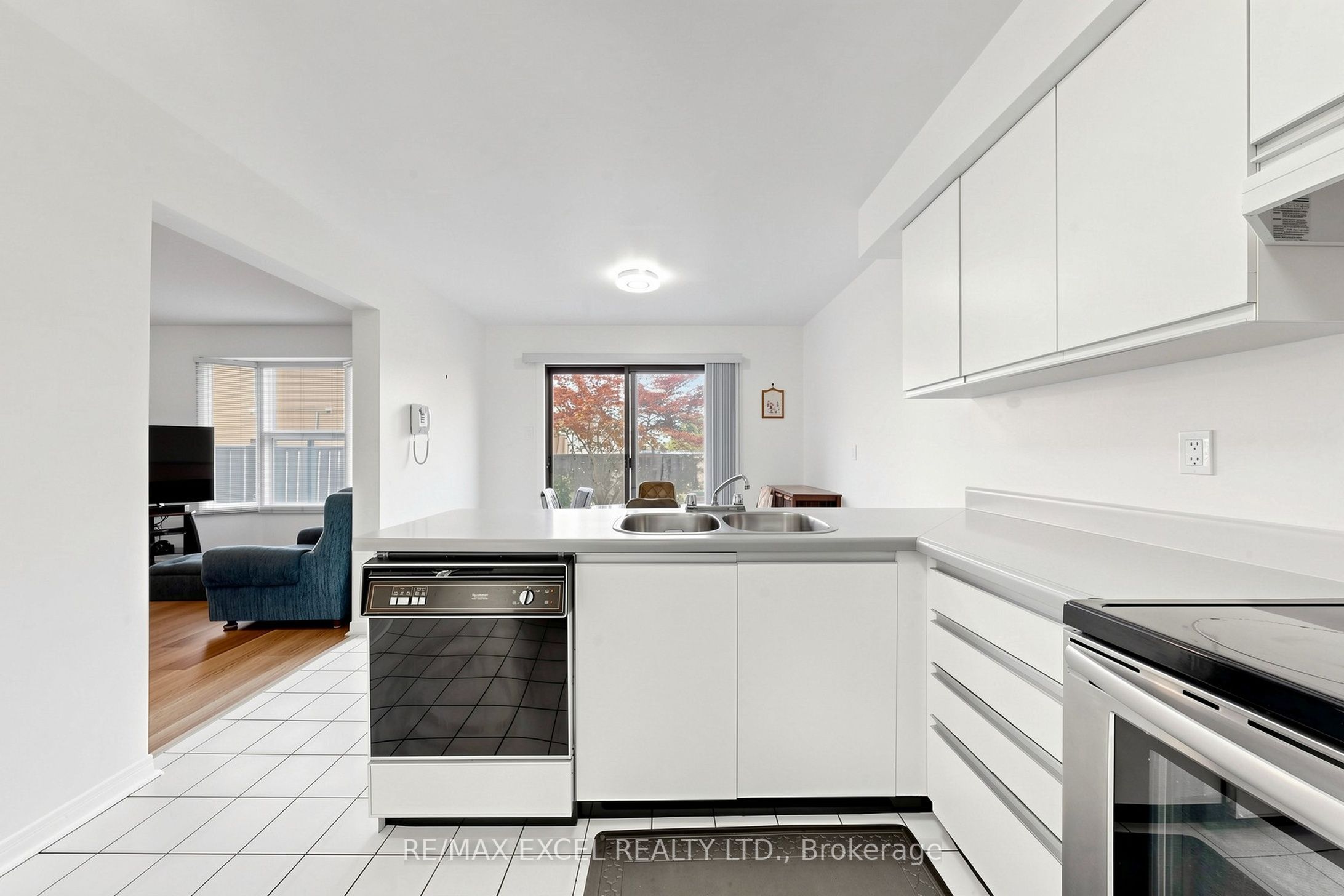 33 Wharton Square Property Photo 21