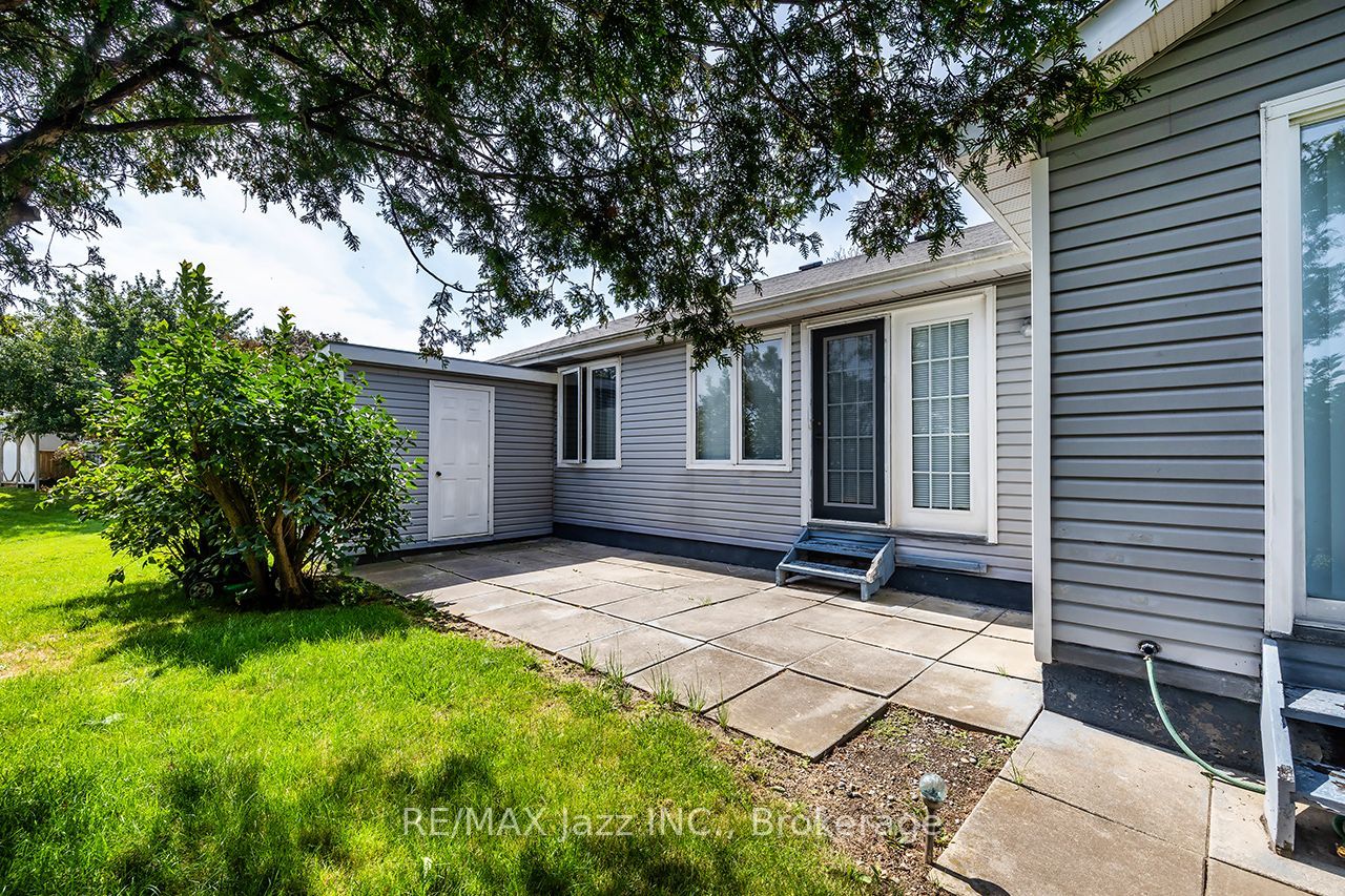 5 King Court Property Photo 23