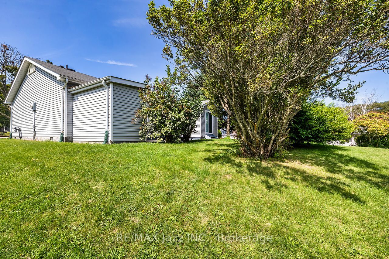 5 King Court Property Photo 27