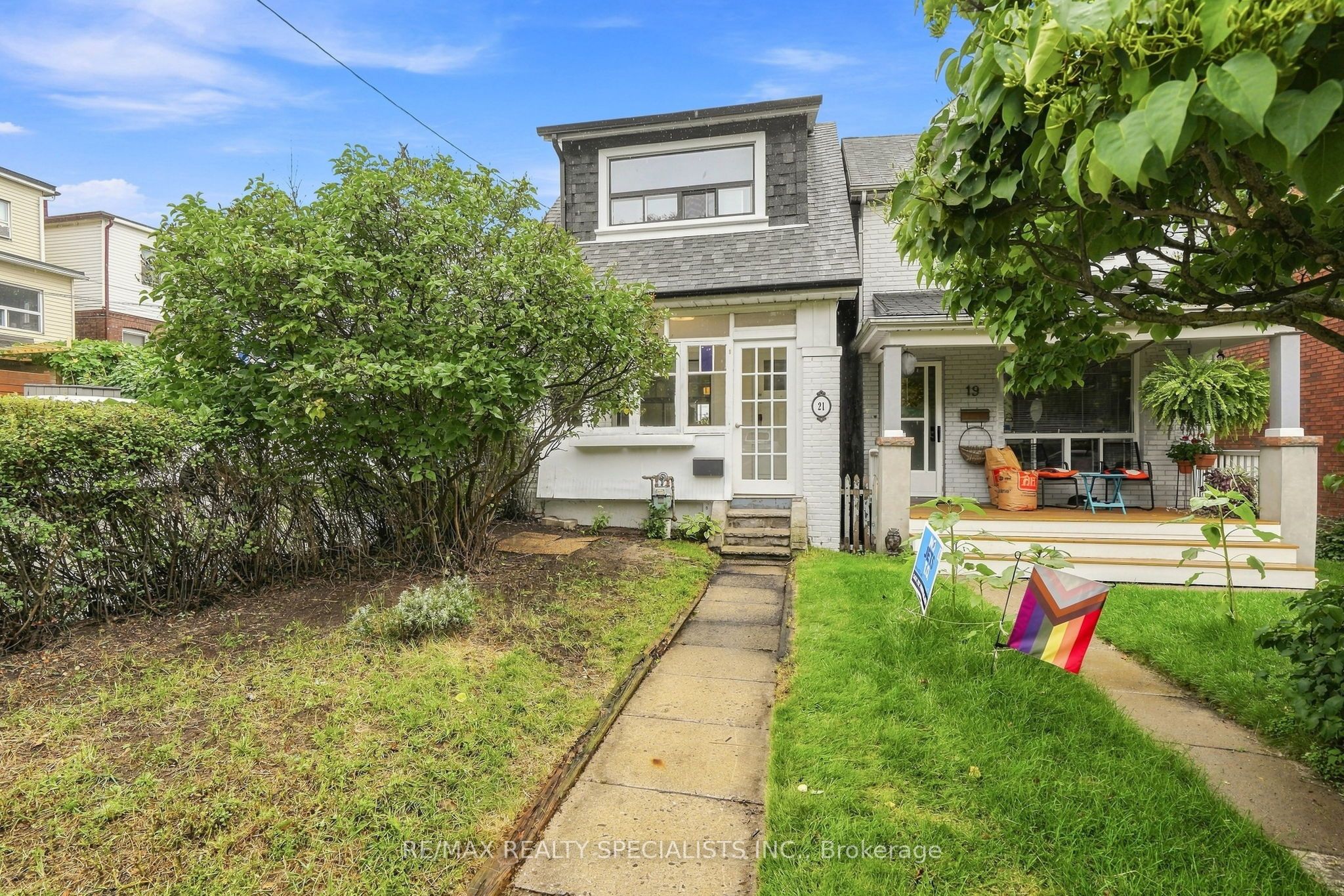 21 Mendel Avenue