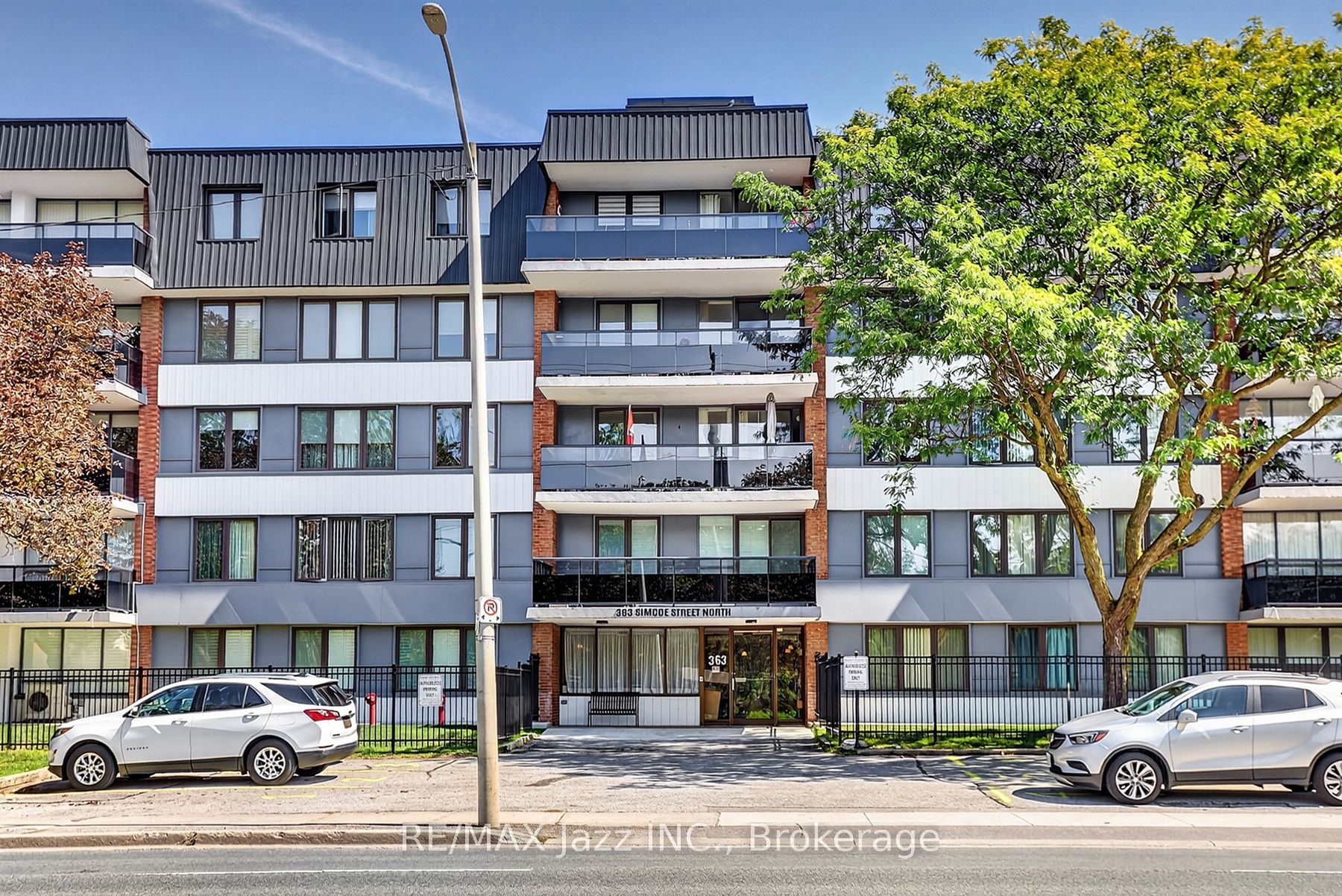 363 Simcoe Street N 401 Property Photo 1