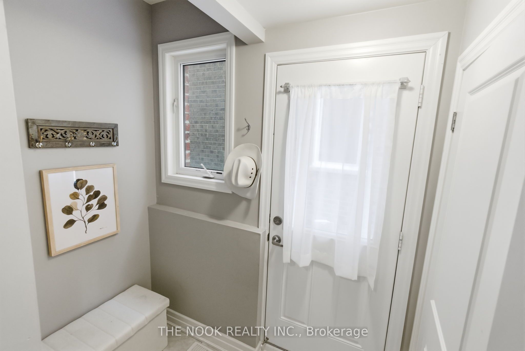 2507 Standardbred Drive Property Photo 34