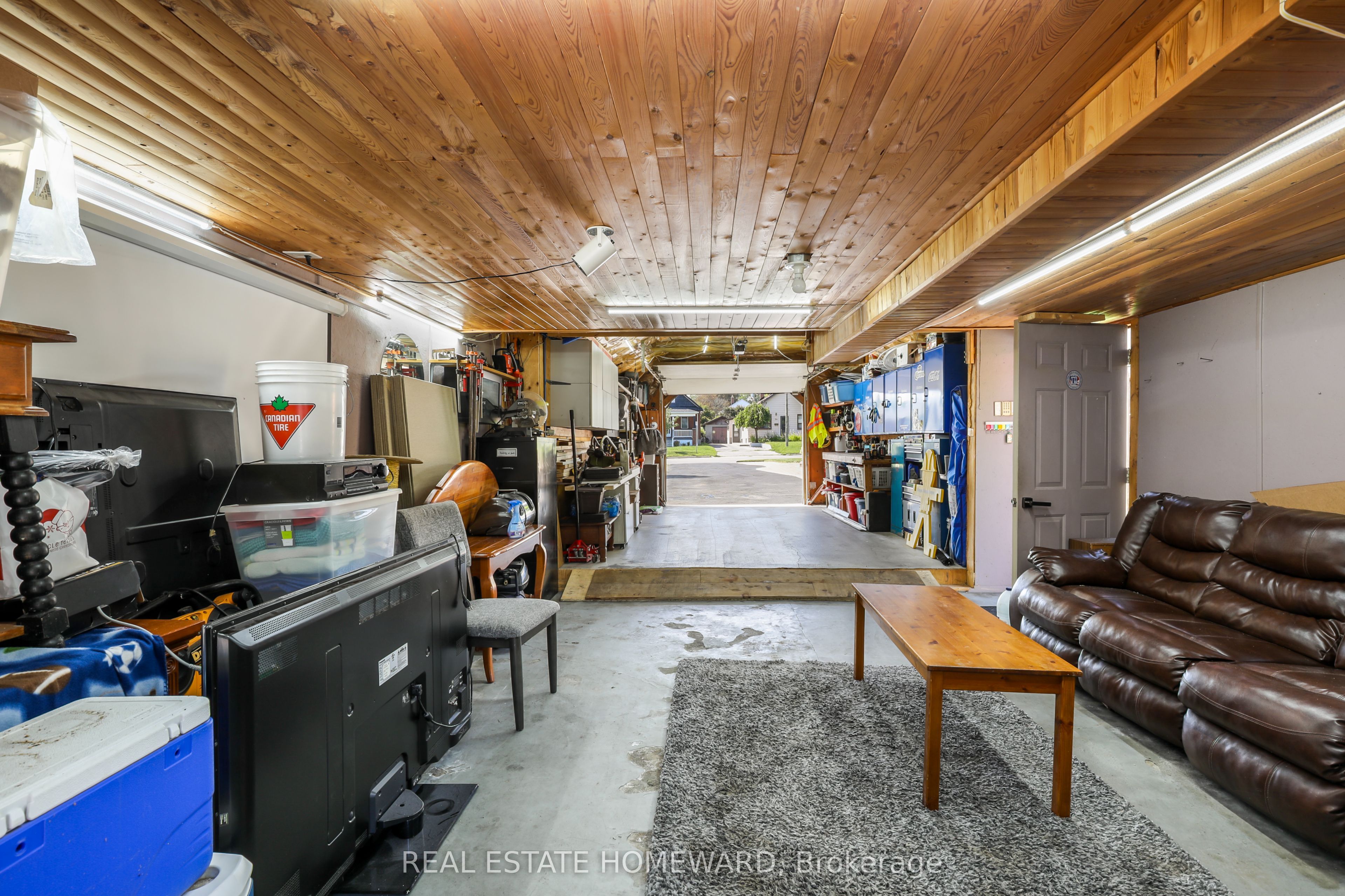 113 Gibbons Street Property Photo 37
