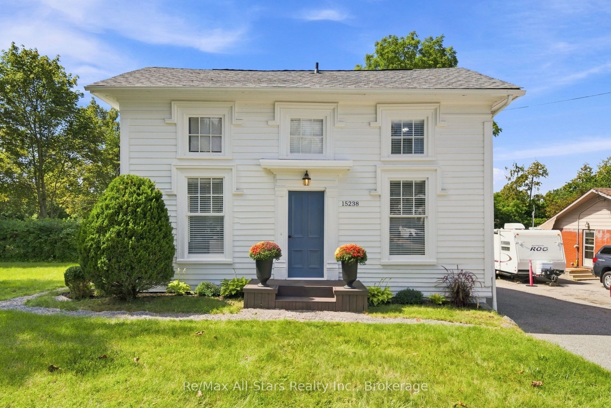 15238 Old Simcoe Road Property Photo 1