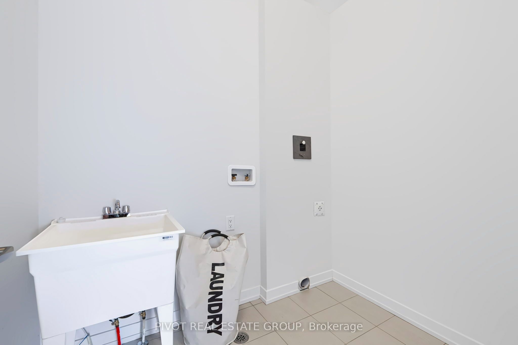 25 Observatory Way Property Photo 41