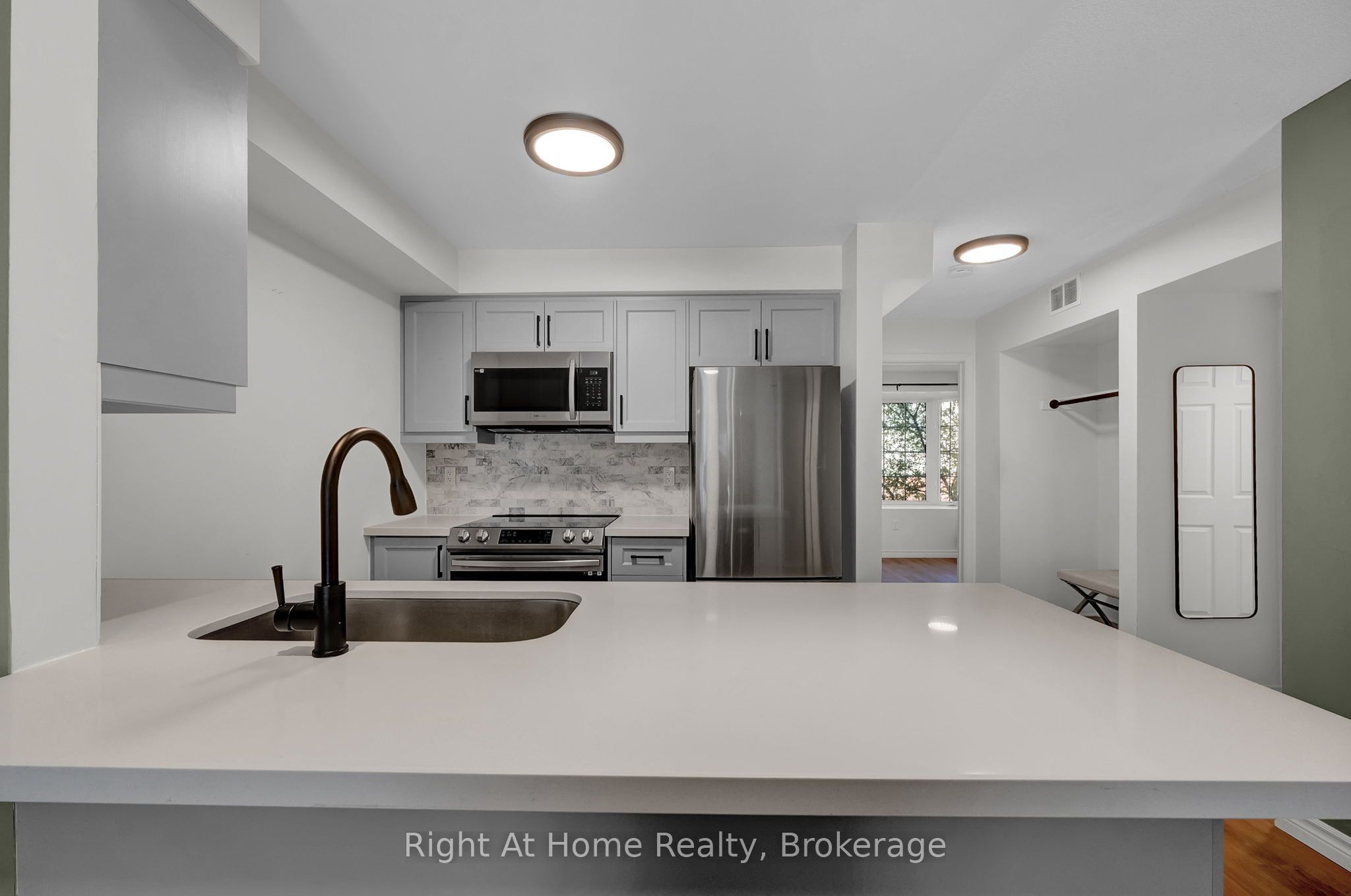 36 Petra Way 2 Property Photo 5