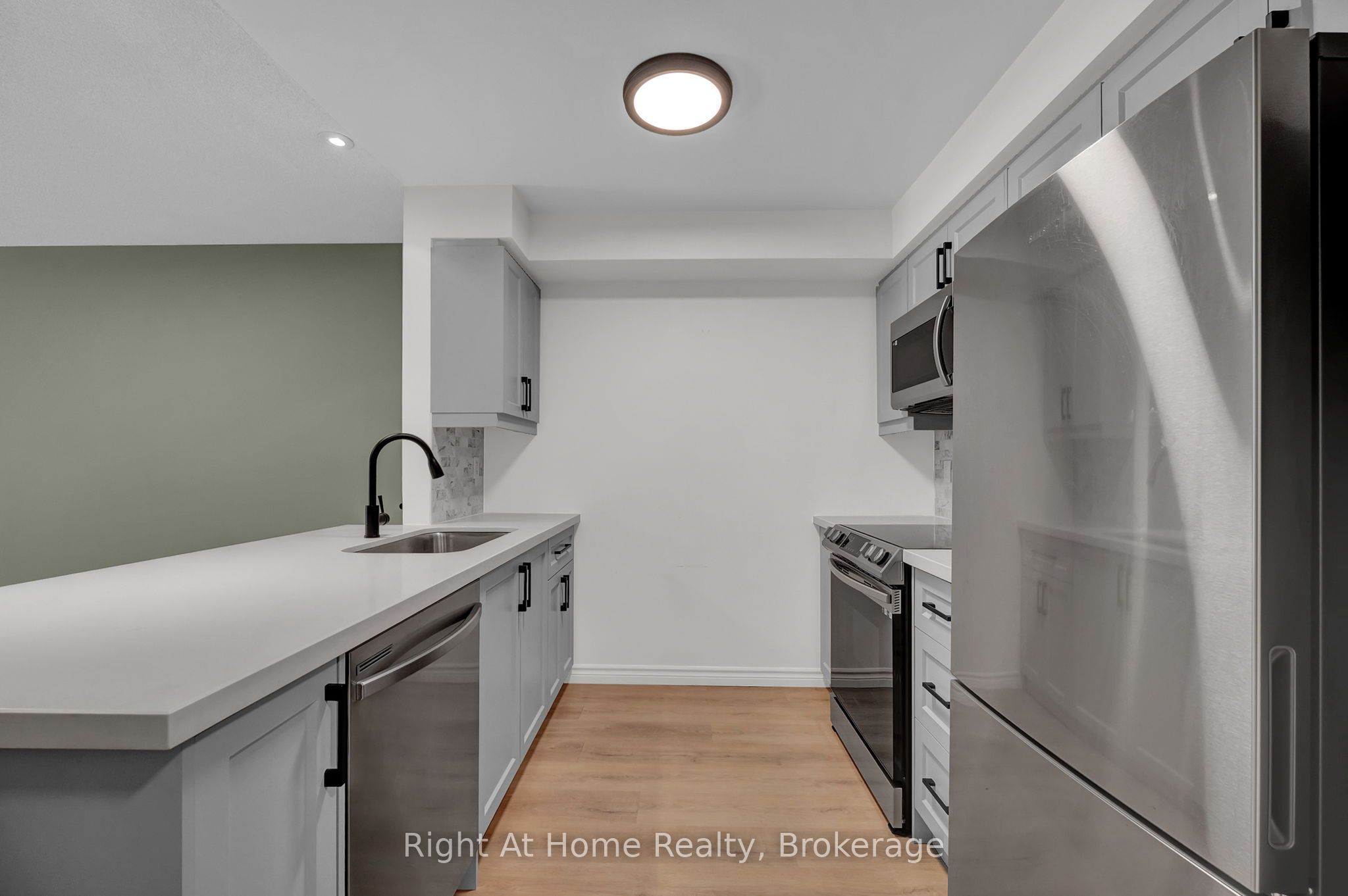 36 Petra Way 2 Property Photo 7