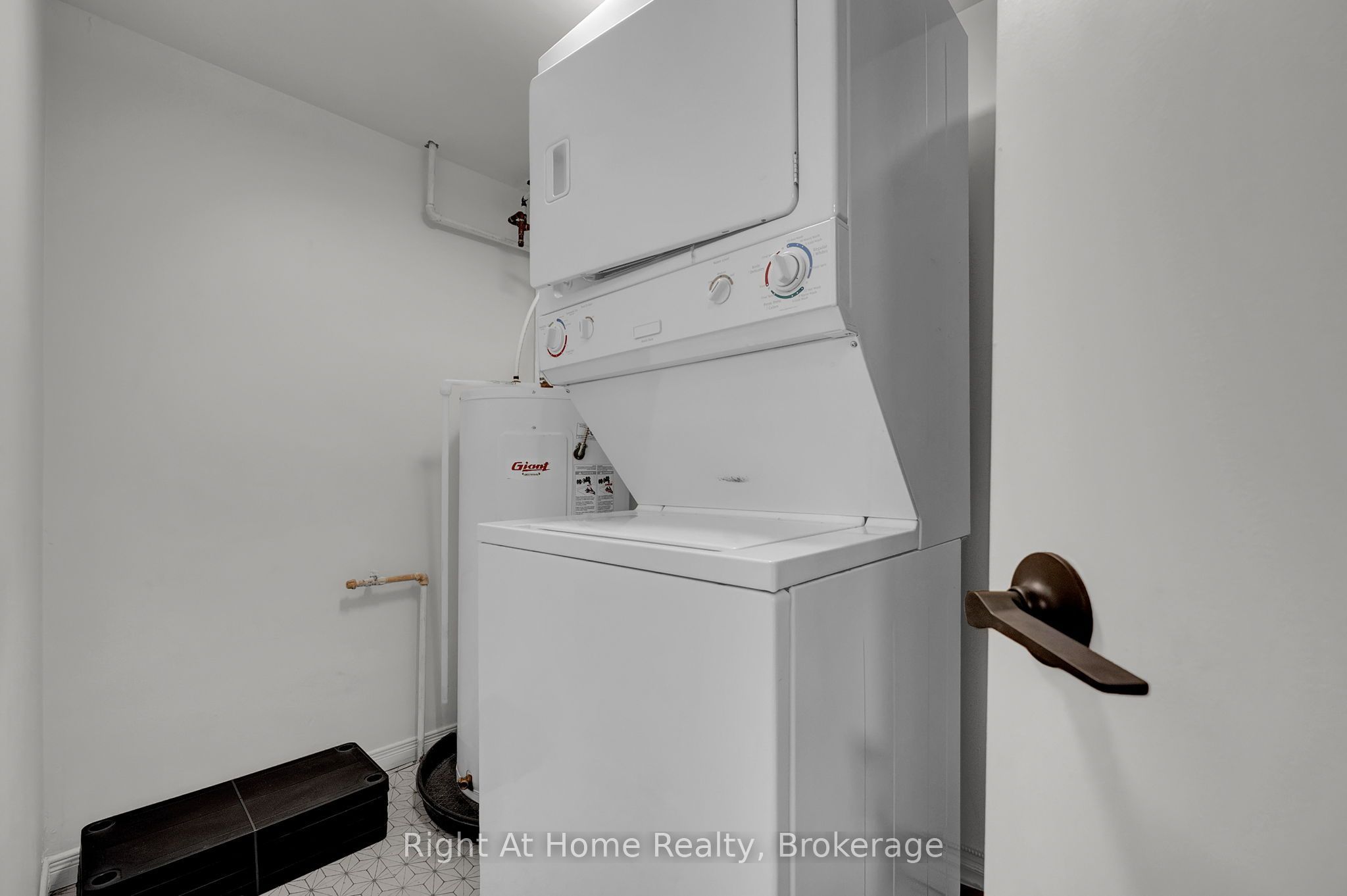 36 Petra Way 2 Property Photo 25