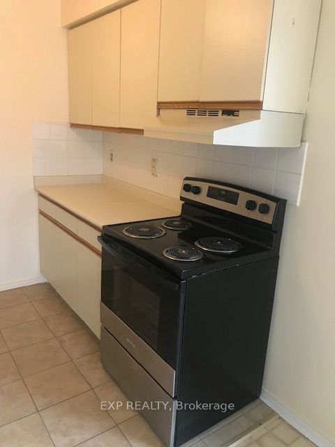 520 Bloor Street E 3 Property Photo 8