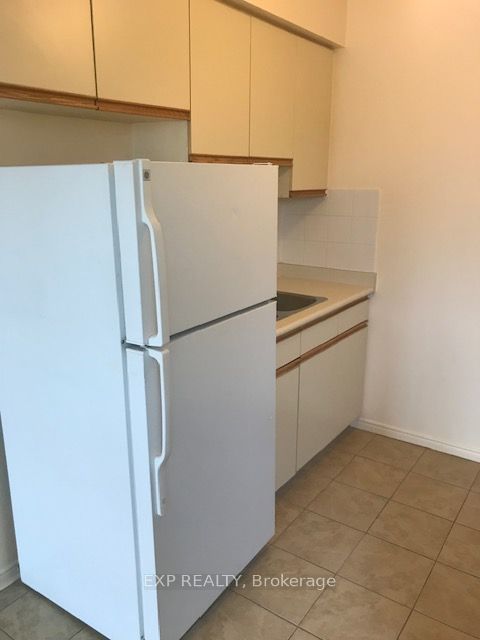 520 Bloor Street E 3 Property Photo 9