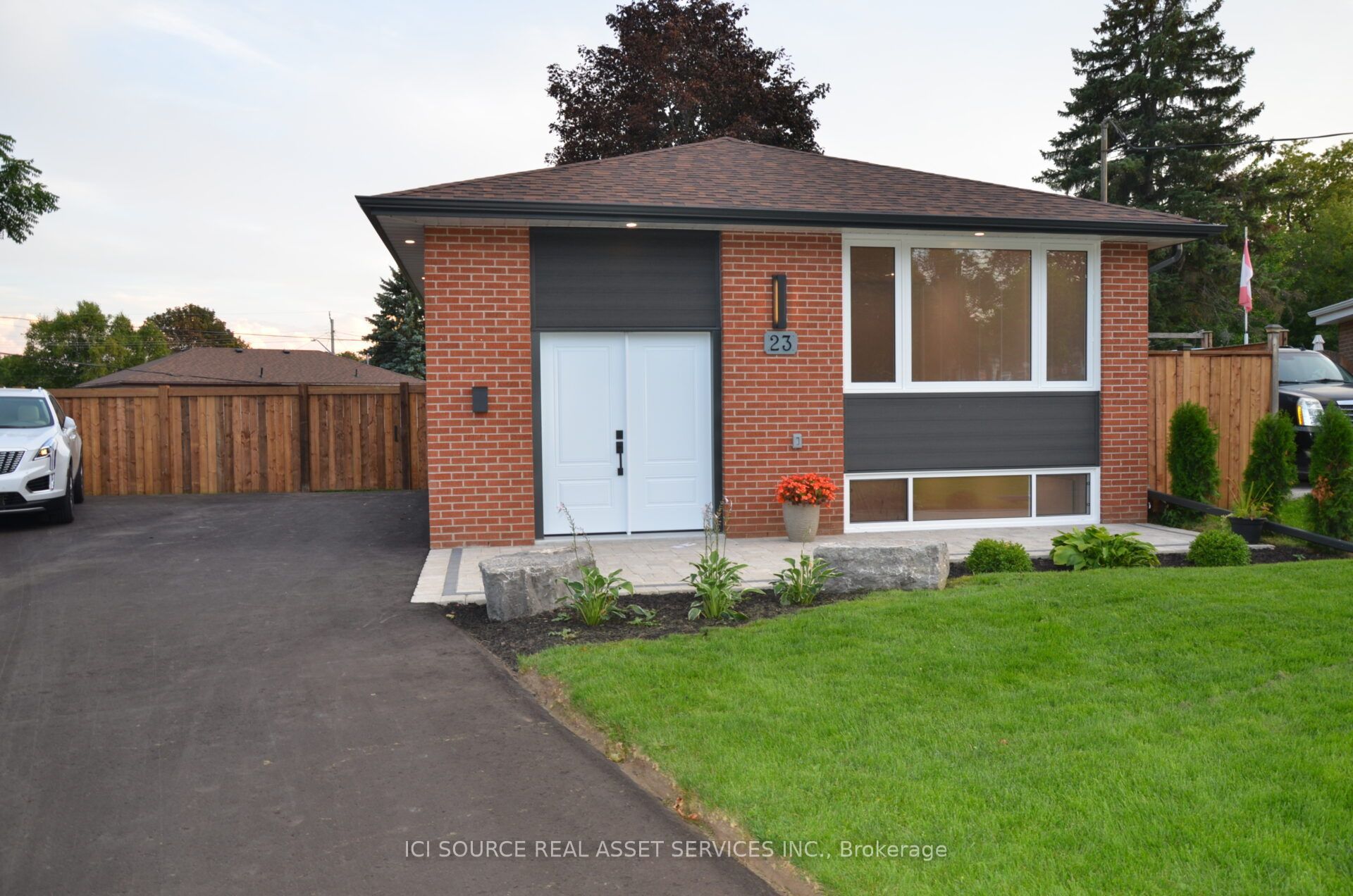 23 Sunset Road
