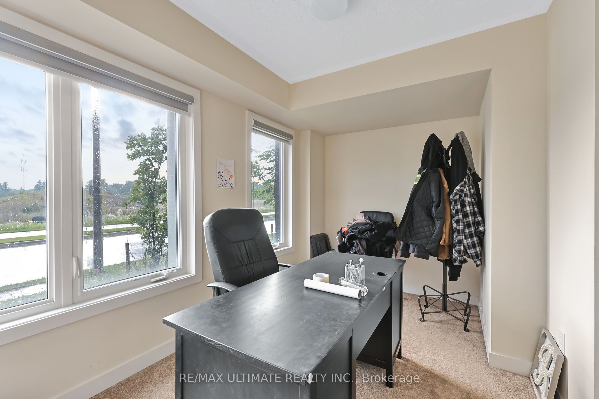 2632 Castlegate Crossing Drive Property Photo 12