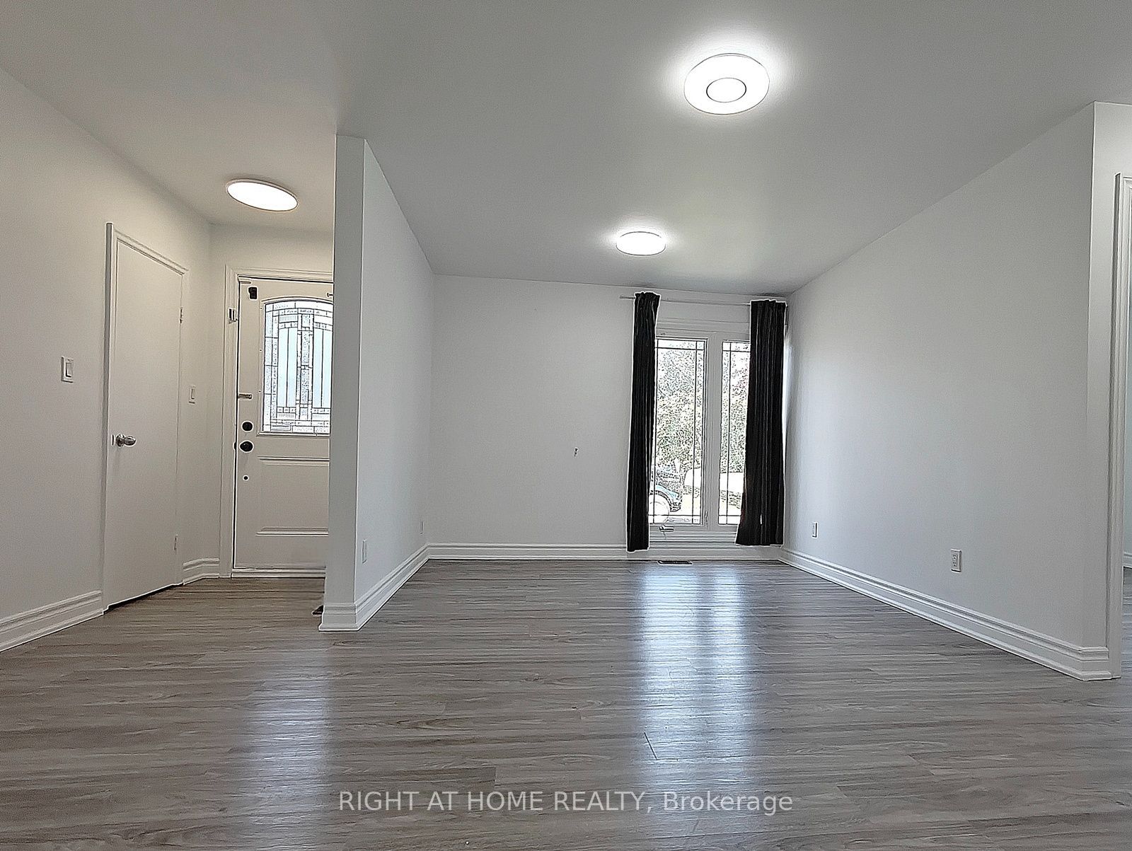 45 Prince Street Main Floor Property Photo 5